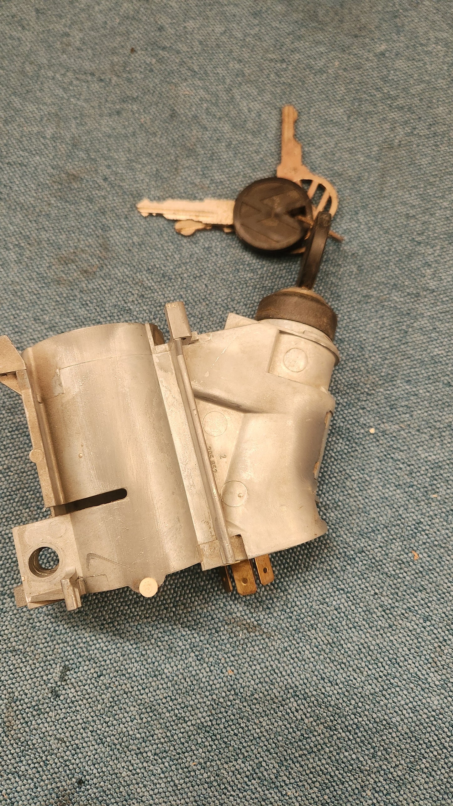 Lenkradschloss Käfer/Porsche 924/944 113905851A Nos