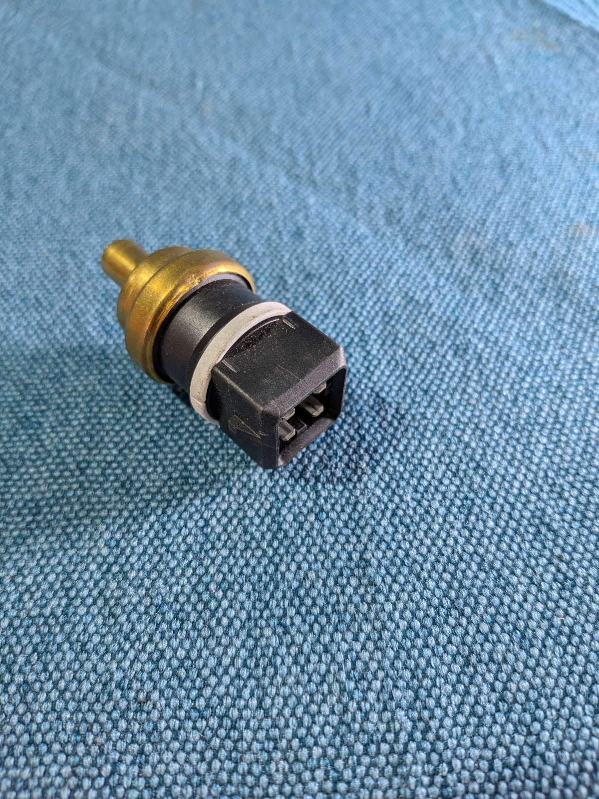 Kølevæsketemperatursensor Audi/A4/B5/A6/C4/Cabriolet/Coupe 058919501A NOS/Ny N1