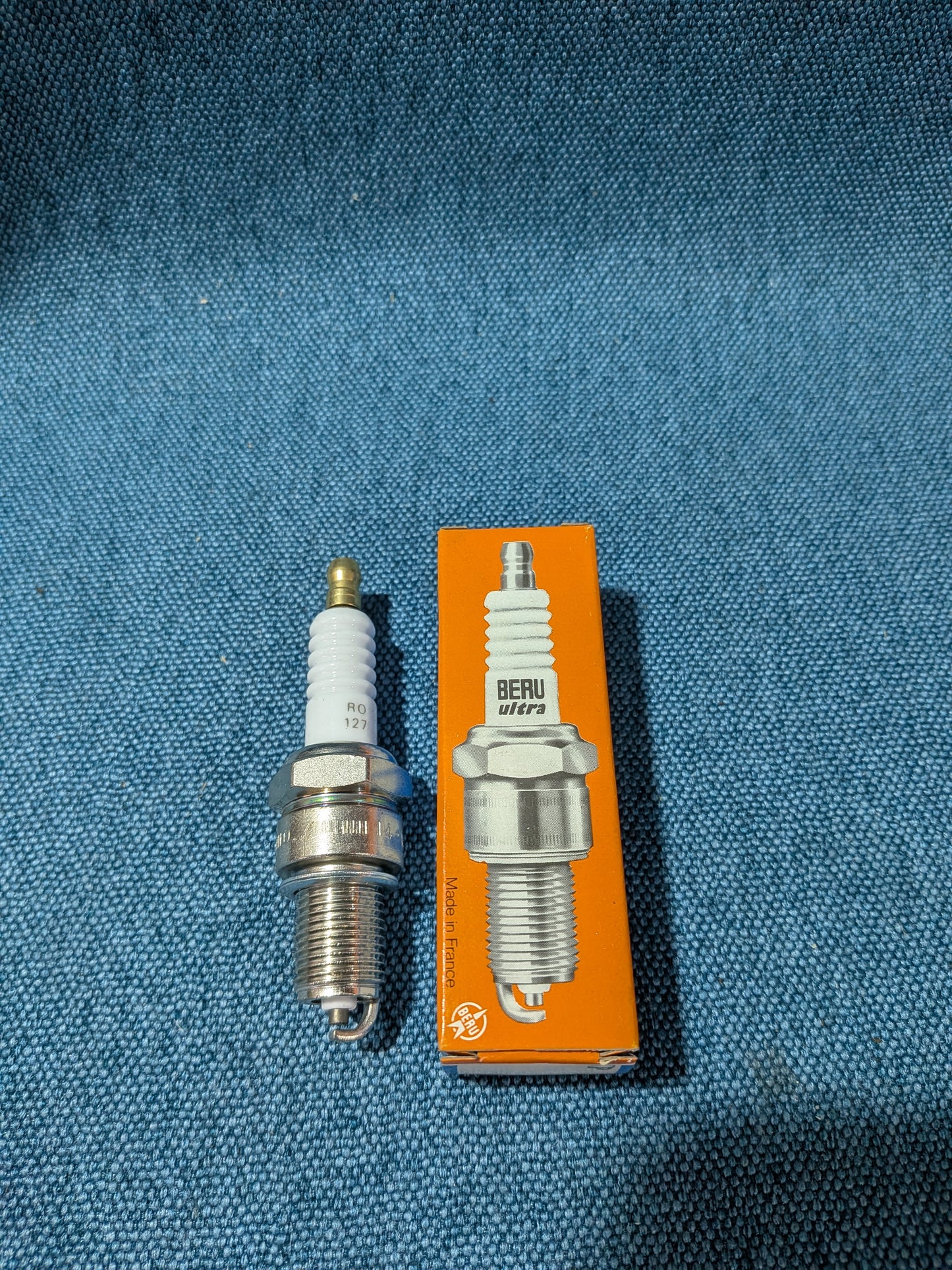 Zündkerze Beru Ultra Golf/Jetta/Scirocco/1/2/Caddy14D 14-8DUO NOS/Neu A21