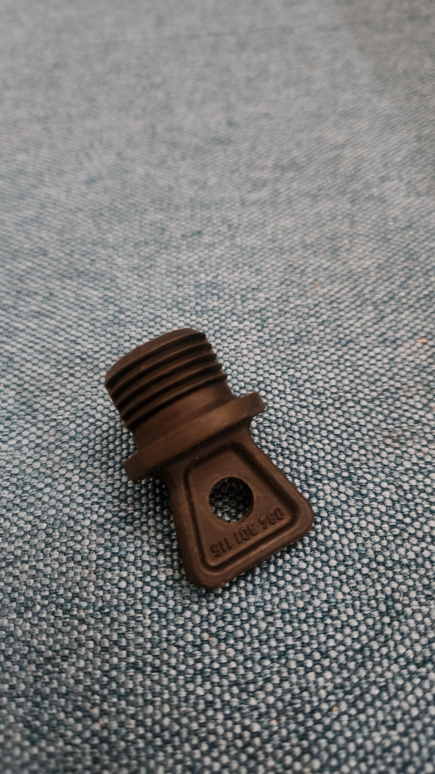 Getriebe Verschlussstopfen Automatikgetriebe Golf/Jetta/Scirocco/1/2/Caddy14D 084301115 Nos K7