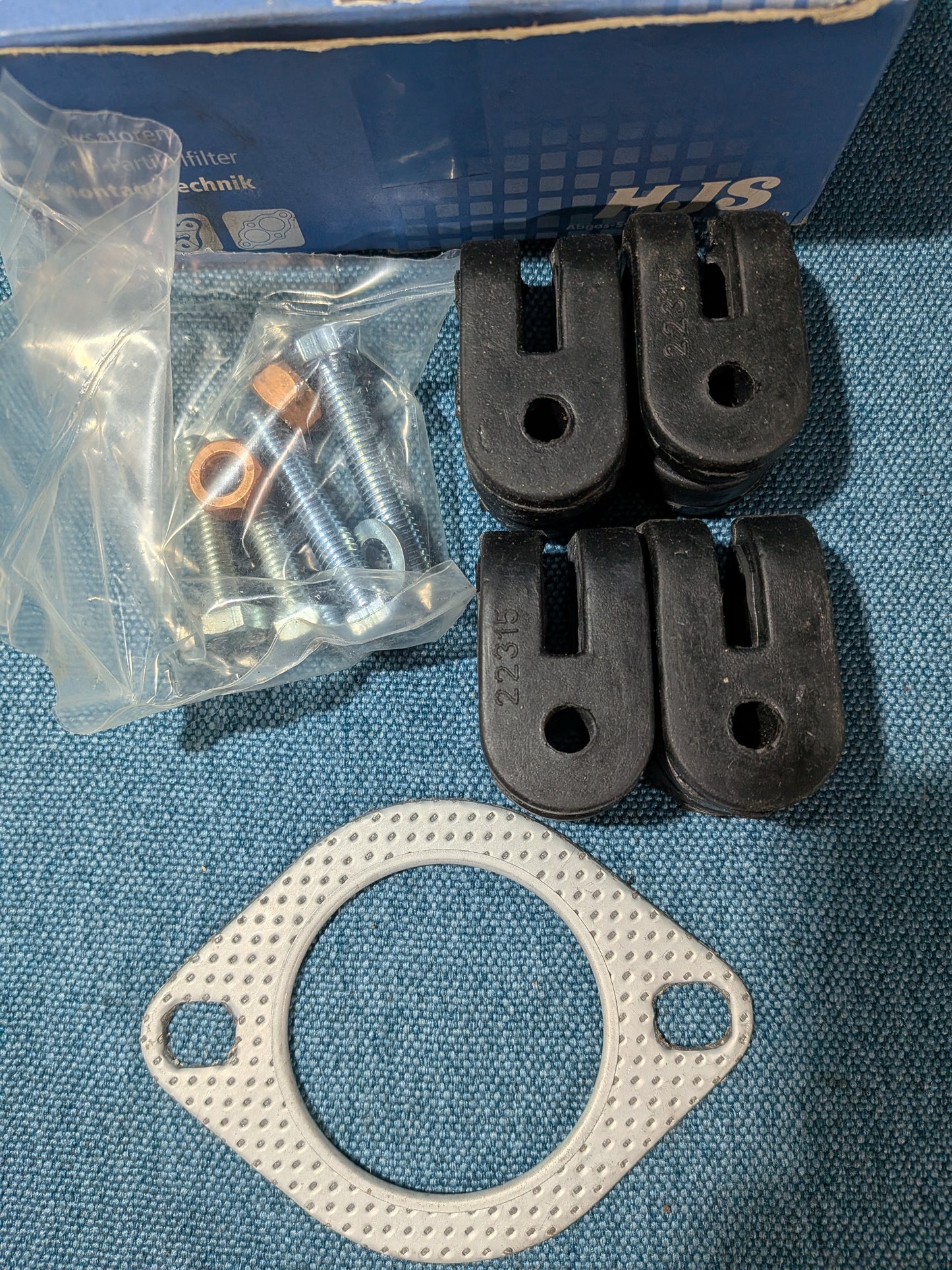 Exhaust Mounting Kit HJS Renault/Clio/Rapid 82234311 NOS/New A27