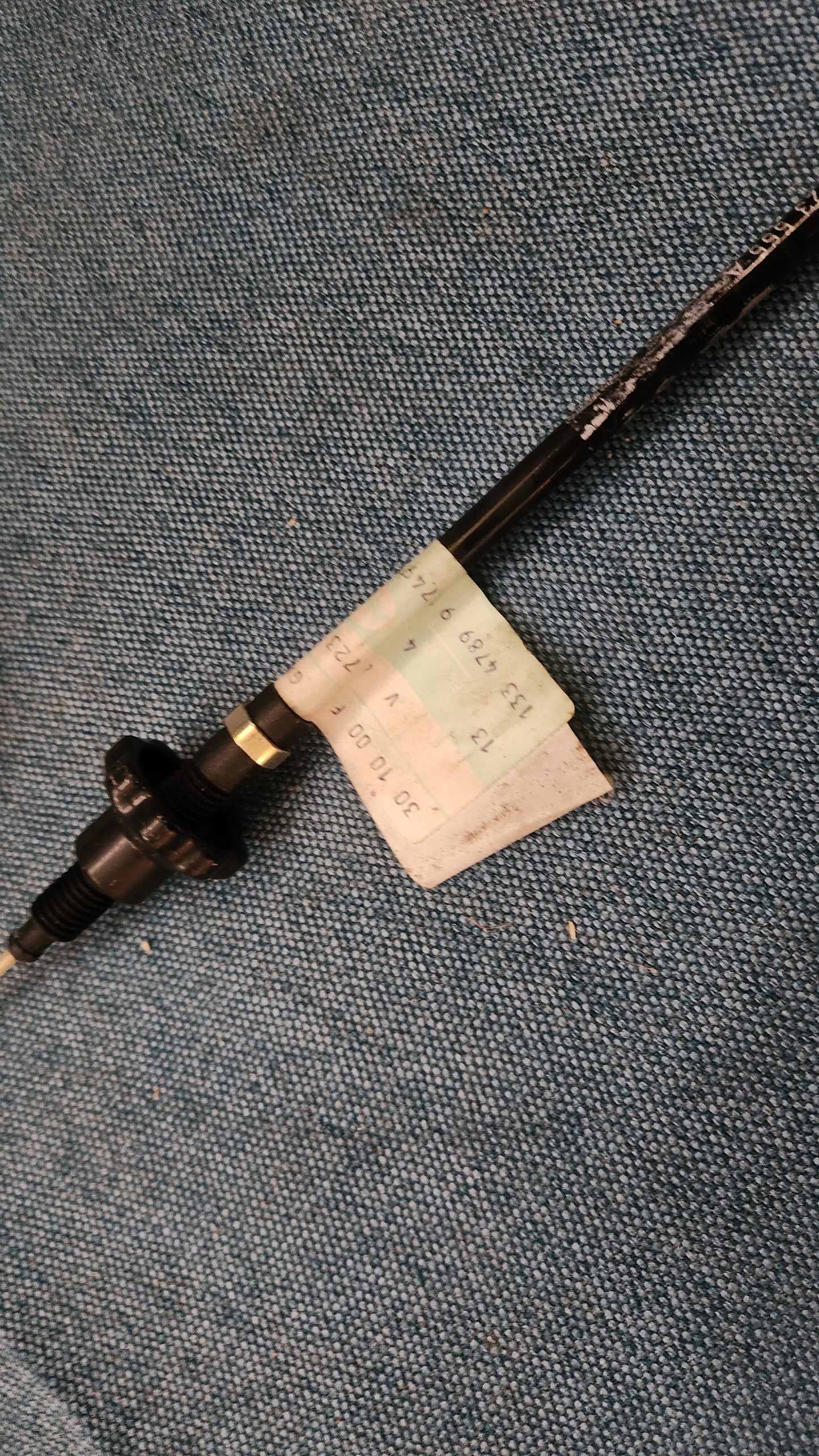 Gaszug Passat B3/B4 35I 811723555A Nos A3