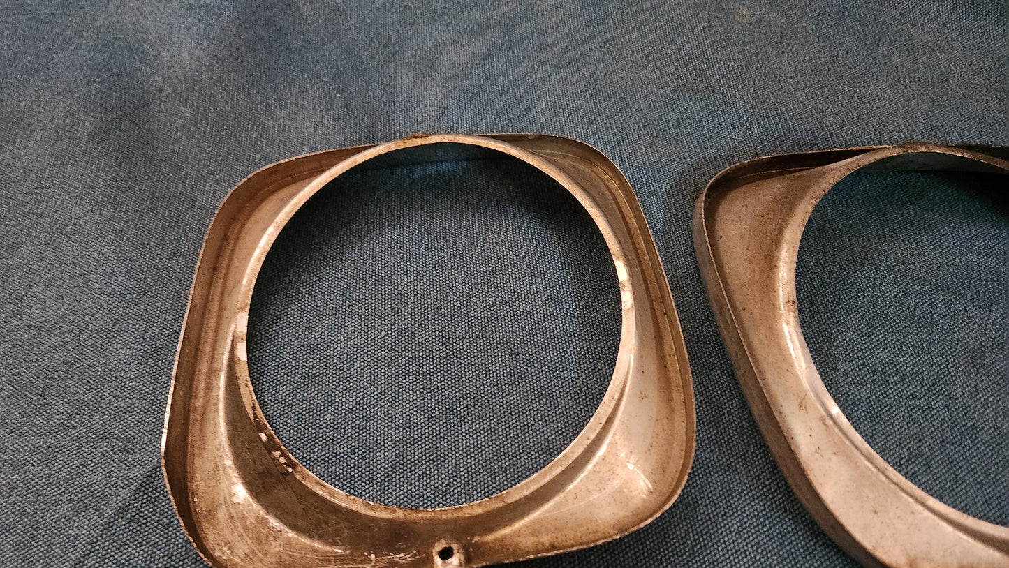 Opel Kadett B Scheinwerfer Blende 1218172 Gebraucht A3