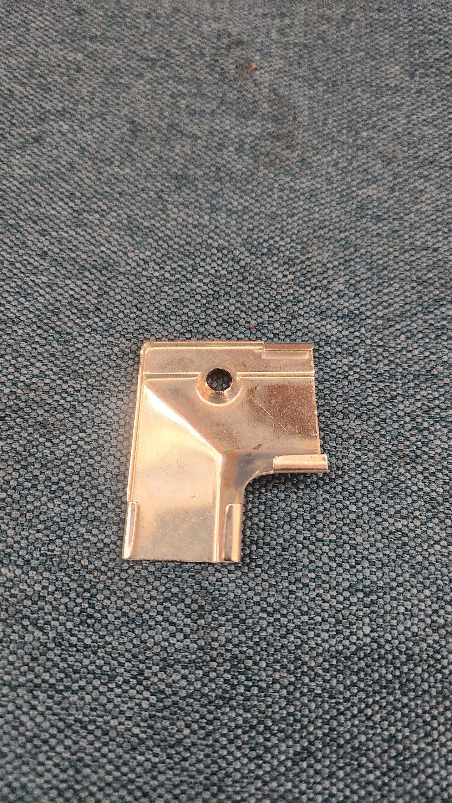 Chrom Endstück Zierleiste Audi 100 Typ43 C2 431853363D Nos L1