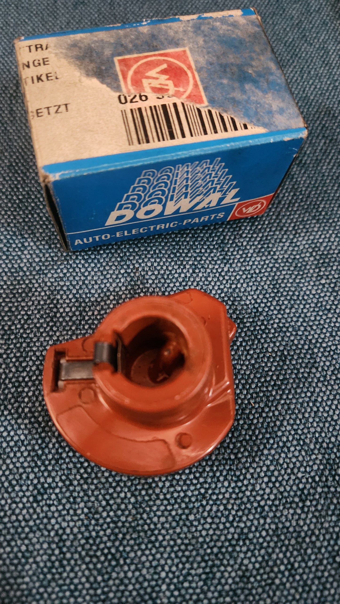 Distributor rotor Dowal Golf/Jetta/Scirocco/1/2/Caddy14D/Passat 32B B2 026905225 New Old Stock/New M7