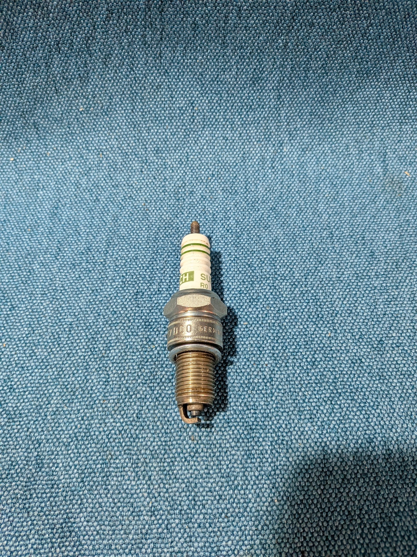 Zündkerze Bosch Käfer/T1/T2/T3 Bus/Karmann Ghia/Kübelwagen/Type3/4/Porsche 356 W7DCO NOS/Neu A21