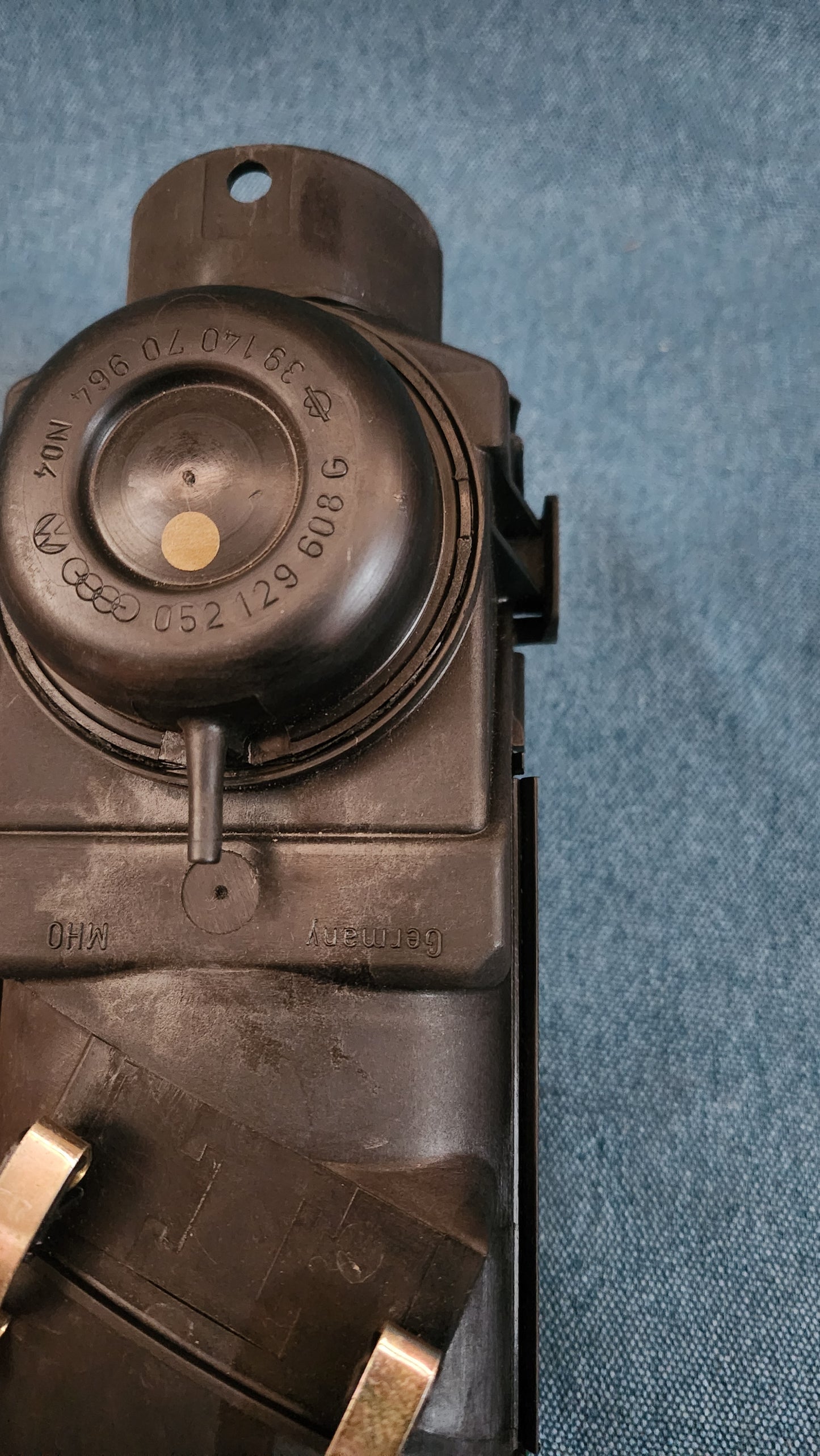 Reglerkasten Ansaugung Luftfilter Golf/Jetta/Scirocco/2/Polo 86C HK HW HZ 052129608G Nos H9