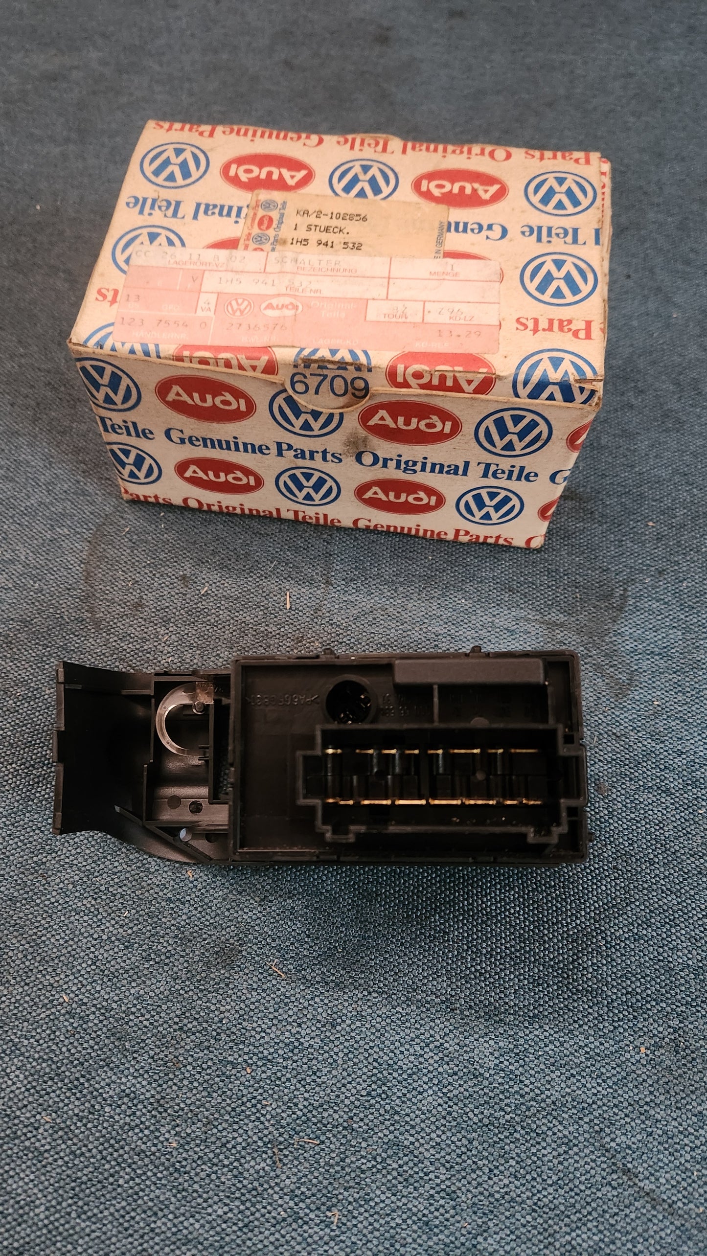 Golf 3/Vento Lichtschalter 1H5941532 Nos F7