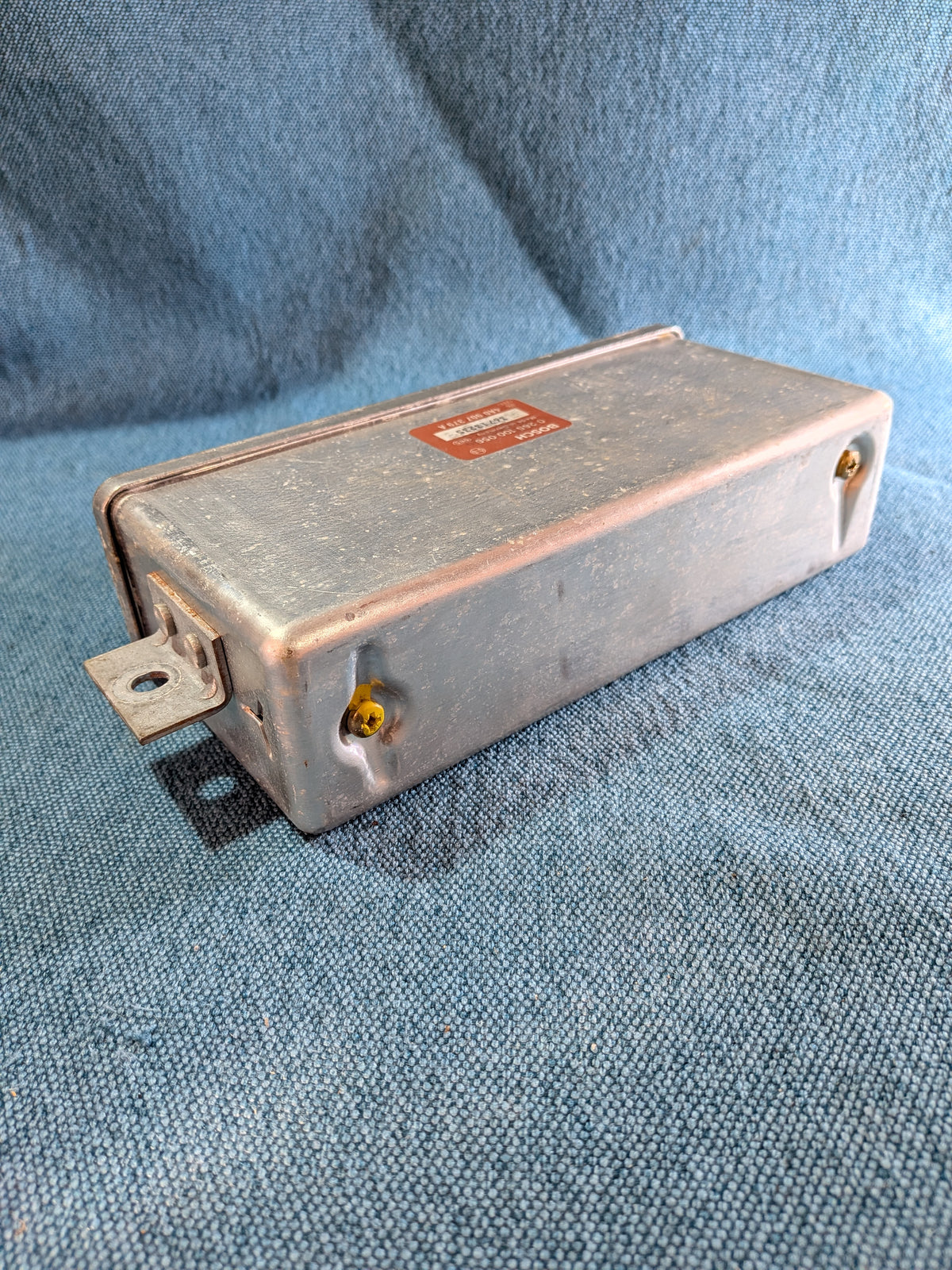 ABS-Steierapparat Audi/80/B3/B4/100/A6/C4/A4/S4/B5 4A0907379A NOS M5