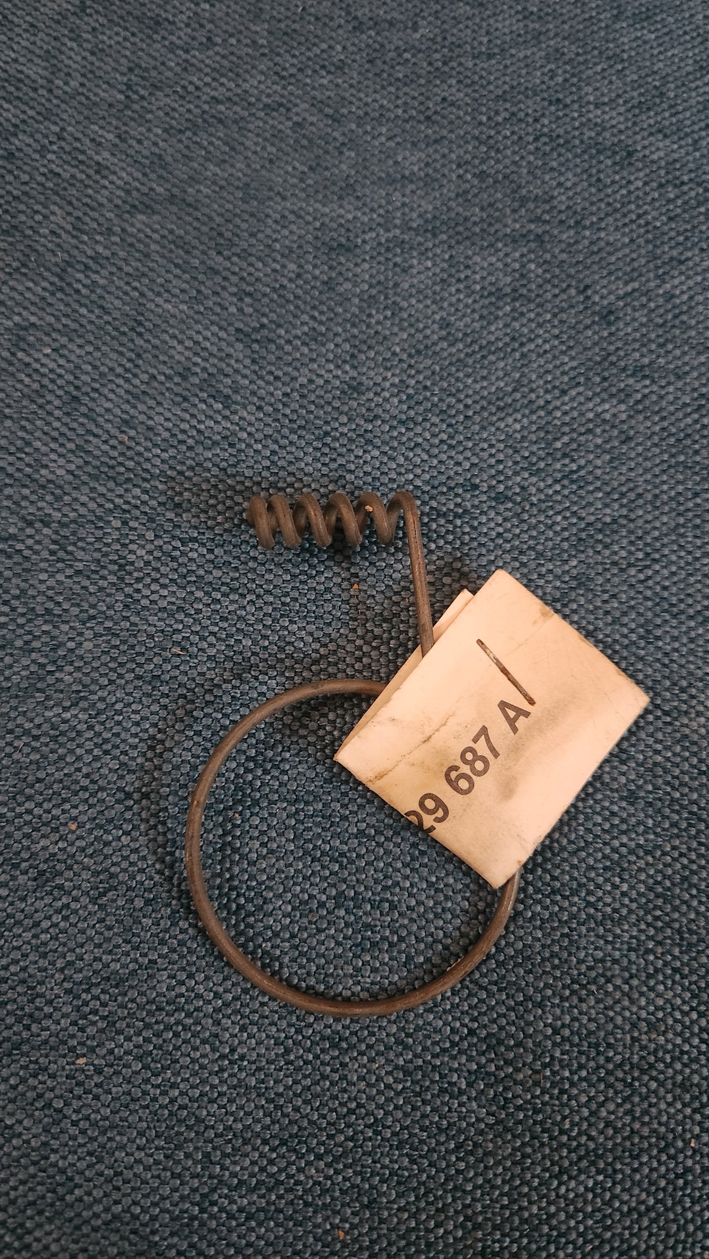 S Halter Audi 100 Coupe C1 059129687A Nos L5
