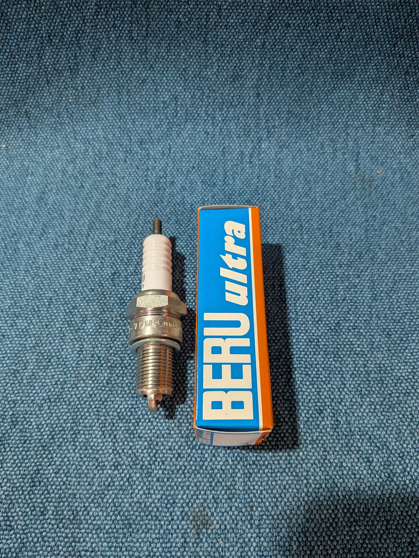 Zündkerze Beru Ultra Audi A8 4D2/Käfer/T1/T2/T3 Bus/Karmann Ghia/Kübelwagen 14-7DUO NOS/Neu A21