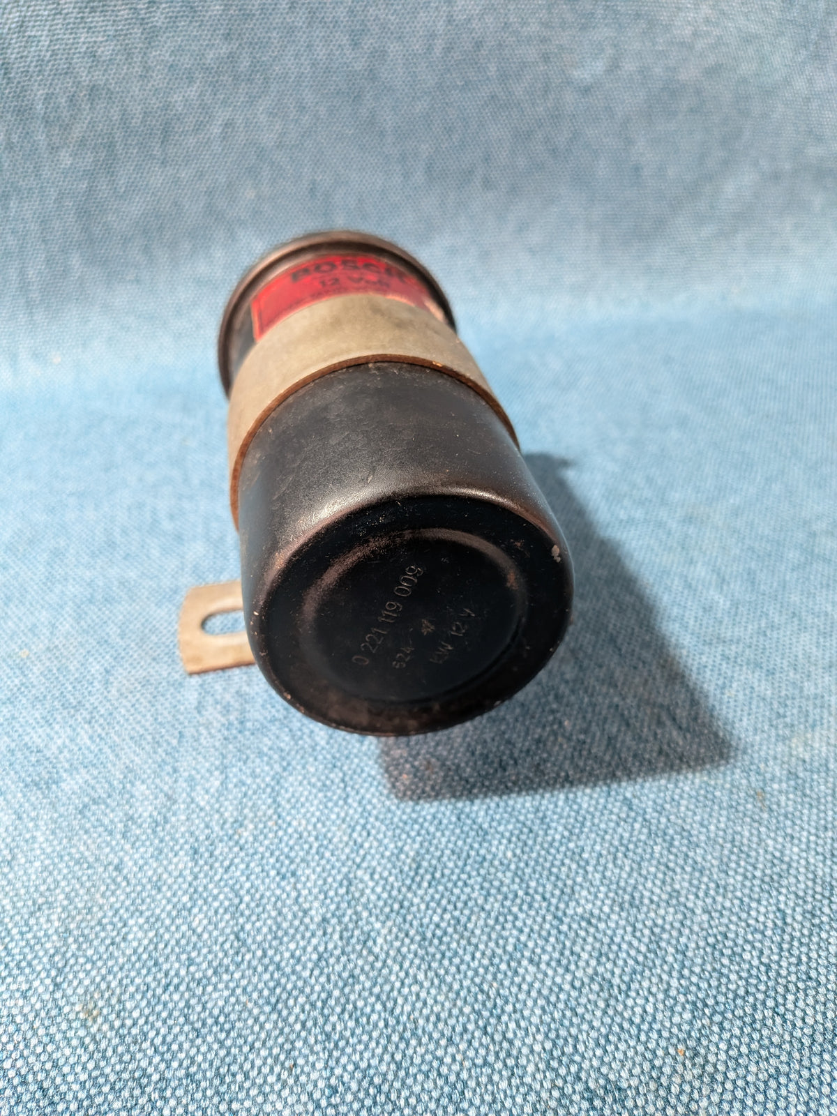 Zündspule Bosch Mercedes/W114/115/Golf/Jetta/1/2/Polo/1/86C/Scirocco/1/2/Derby/Caddy14D/Passat/B1/B2/Audi 50/80/90/B1/B2/100/200/C1/C2/Porsche 911 0221119009 Gebraucht A18