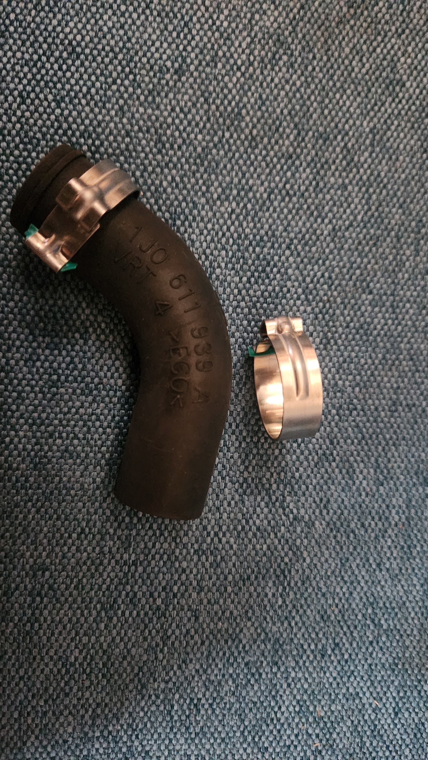 Golf 4 Passat 3B/BG Audi A3 vacuum hose brake booster 1J0611939 Nos A2