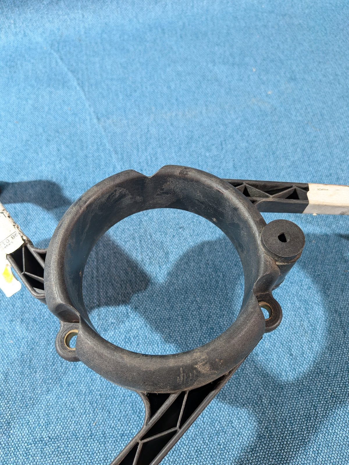 Mounting Bracket for Radiator Fan Golf/Jetta/2/Corrado/Passat B3/Polo 86C 535121209 NOS H9