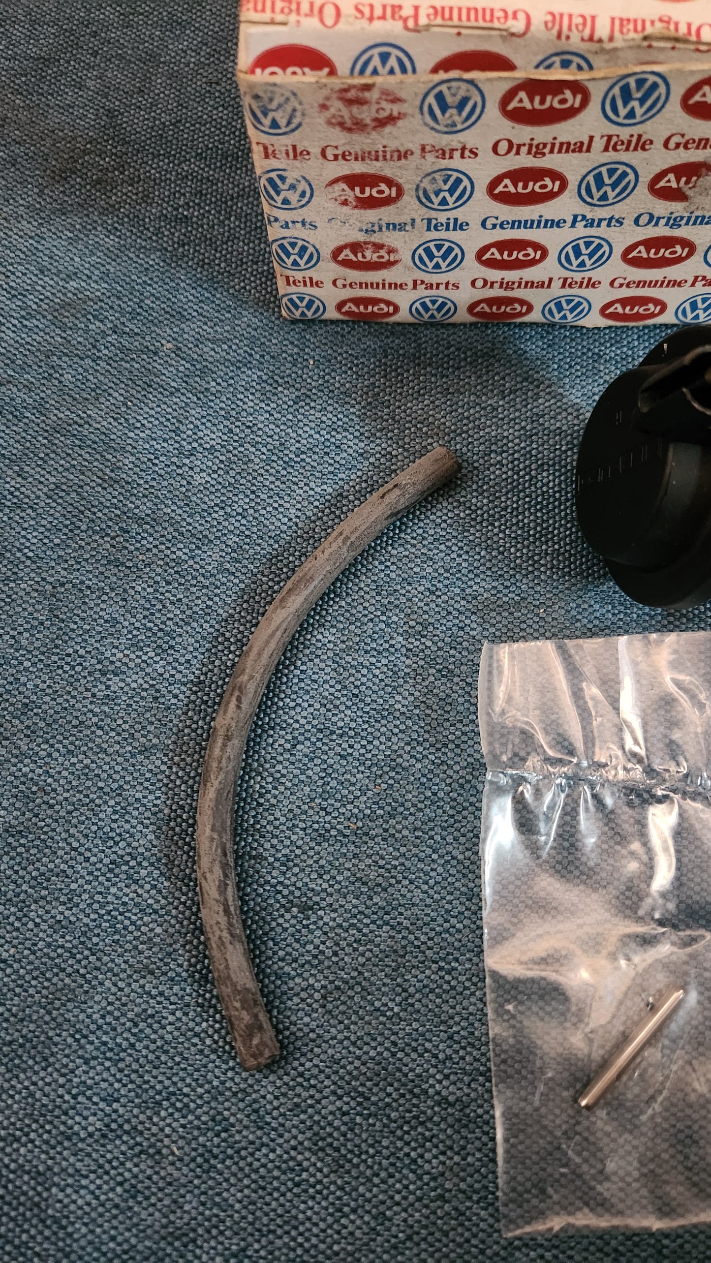 Pulldowndose Caddy14D/Golf/Jetta1/2/Passat32B 052129220A Nos H9