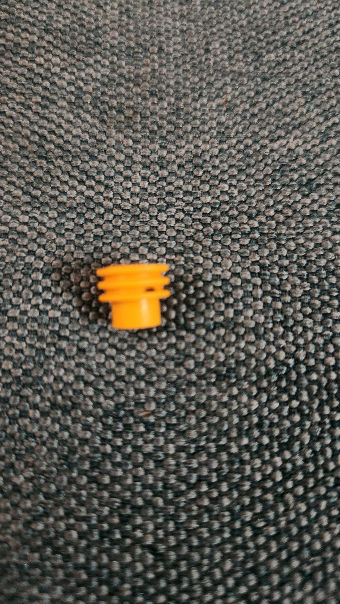 Leitungsabdichtung 2,5 mm, für Steckergehäuse Passat 35I/B3/B4 357972742 Nos L5