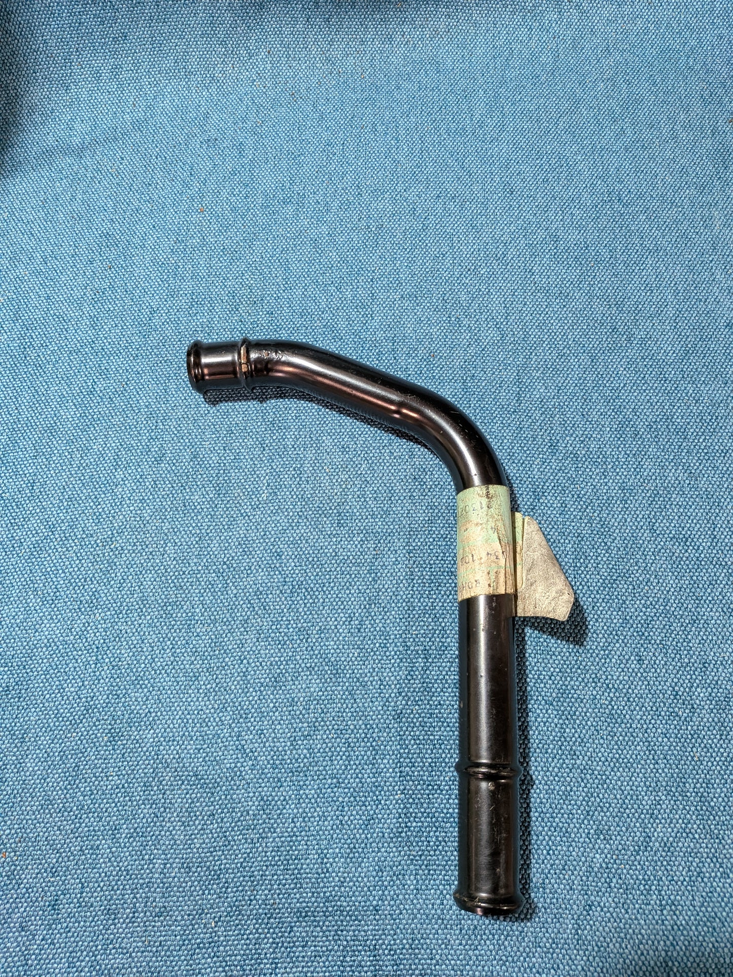 Rohr Kurbelwellenentlüftung Audi 100/200/C3 Typ 44 034103221E NOS A7