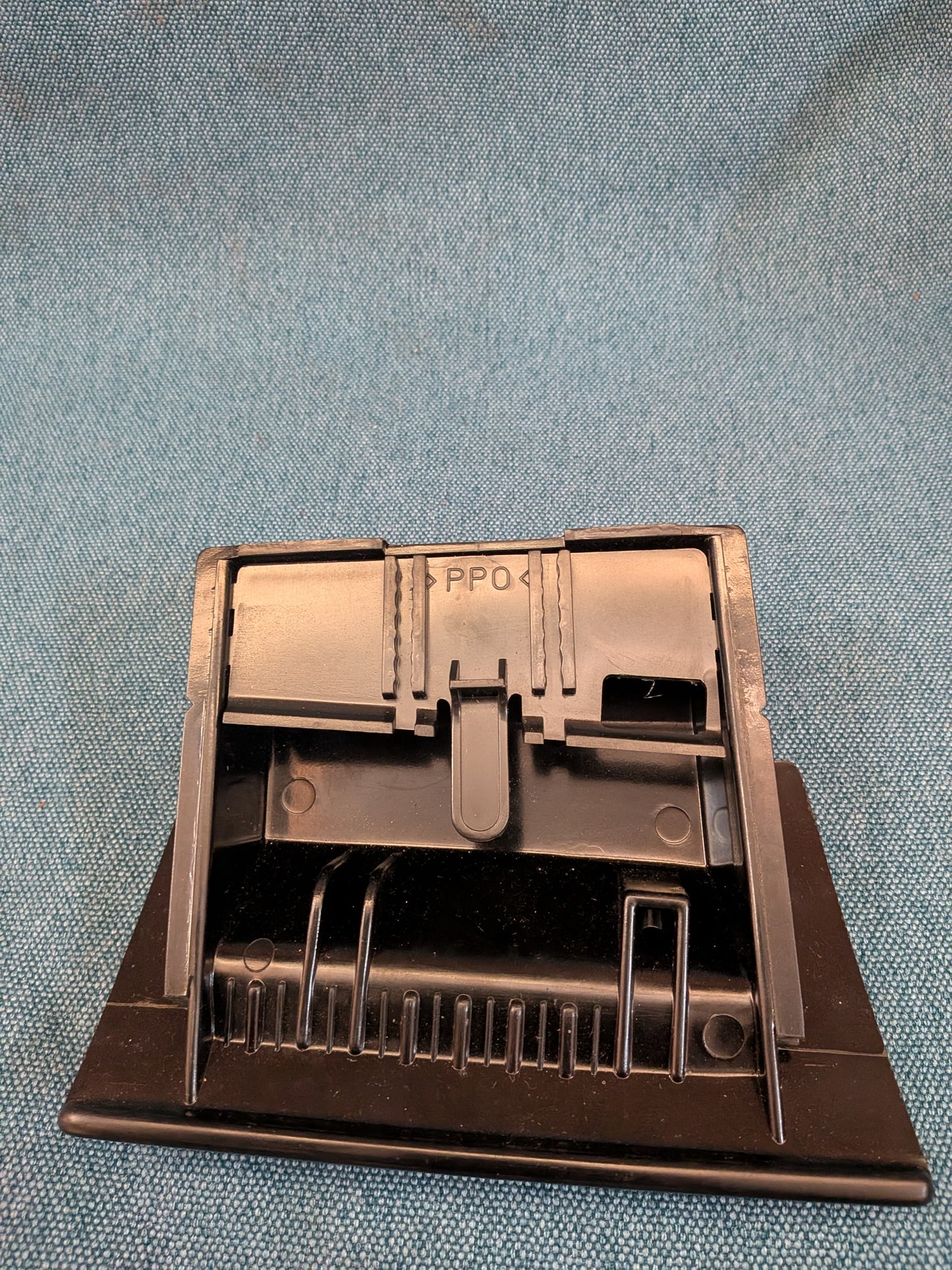 Aschenbecher Polo 86C 867857309 B/01C NOS A10