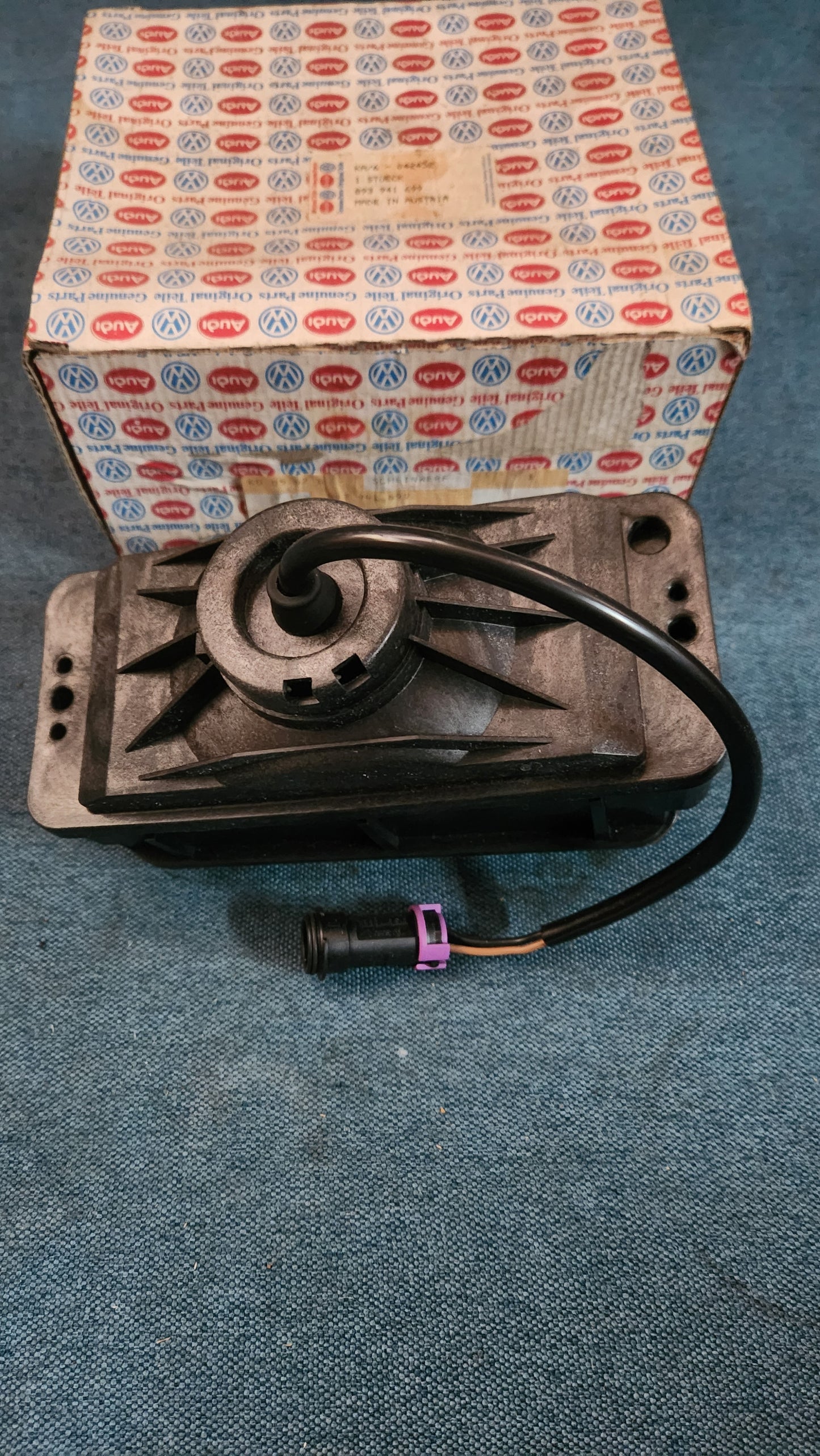 Nebelscheinwerfer Audi 80/90 B3 893941699 Nos F5