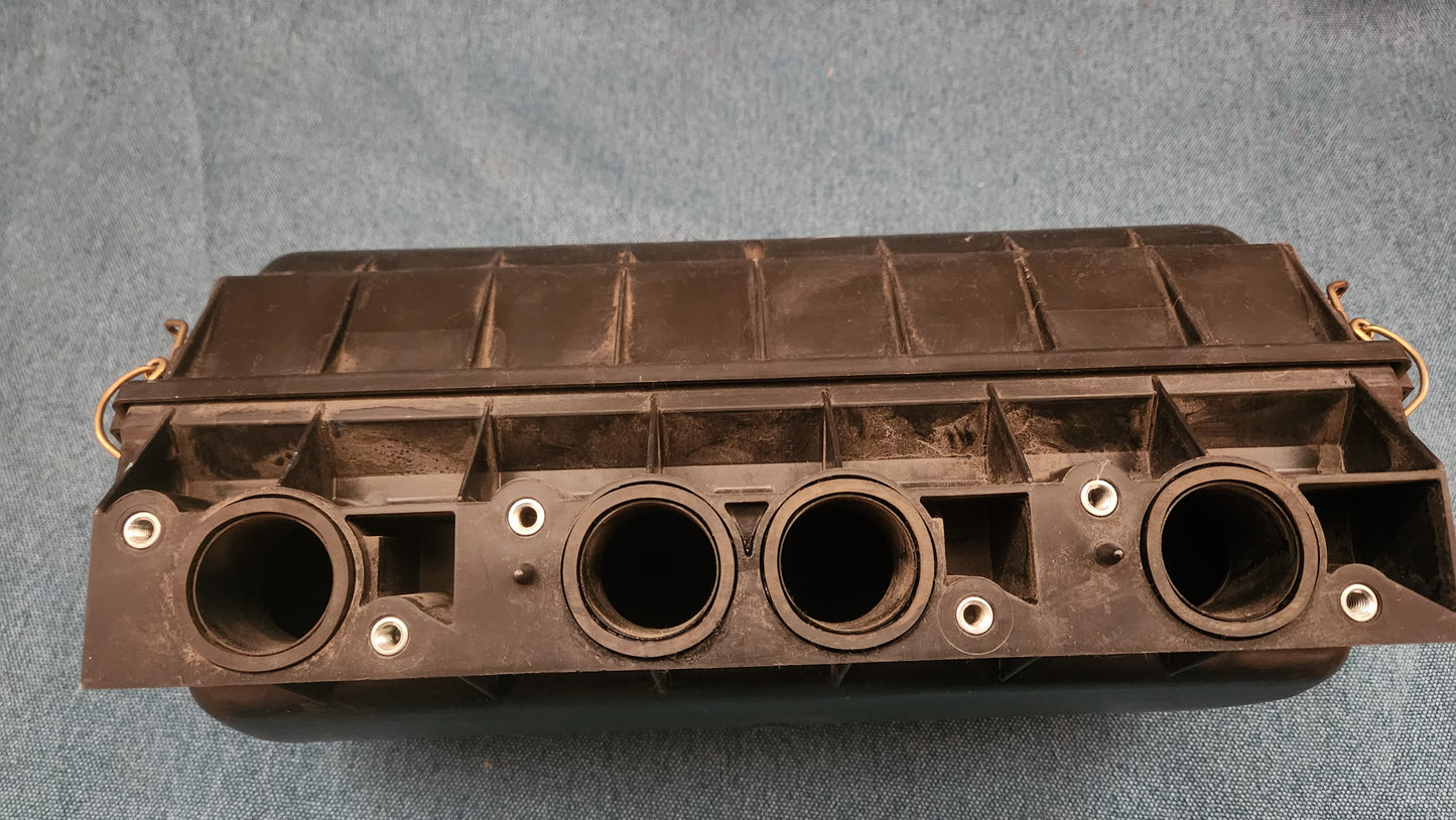 Luftfilterkasten Golf/Jetta 2 1.6D/TD Diesel 068129607AA Nos