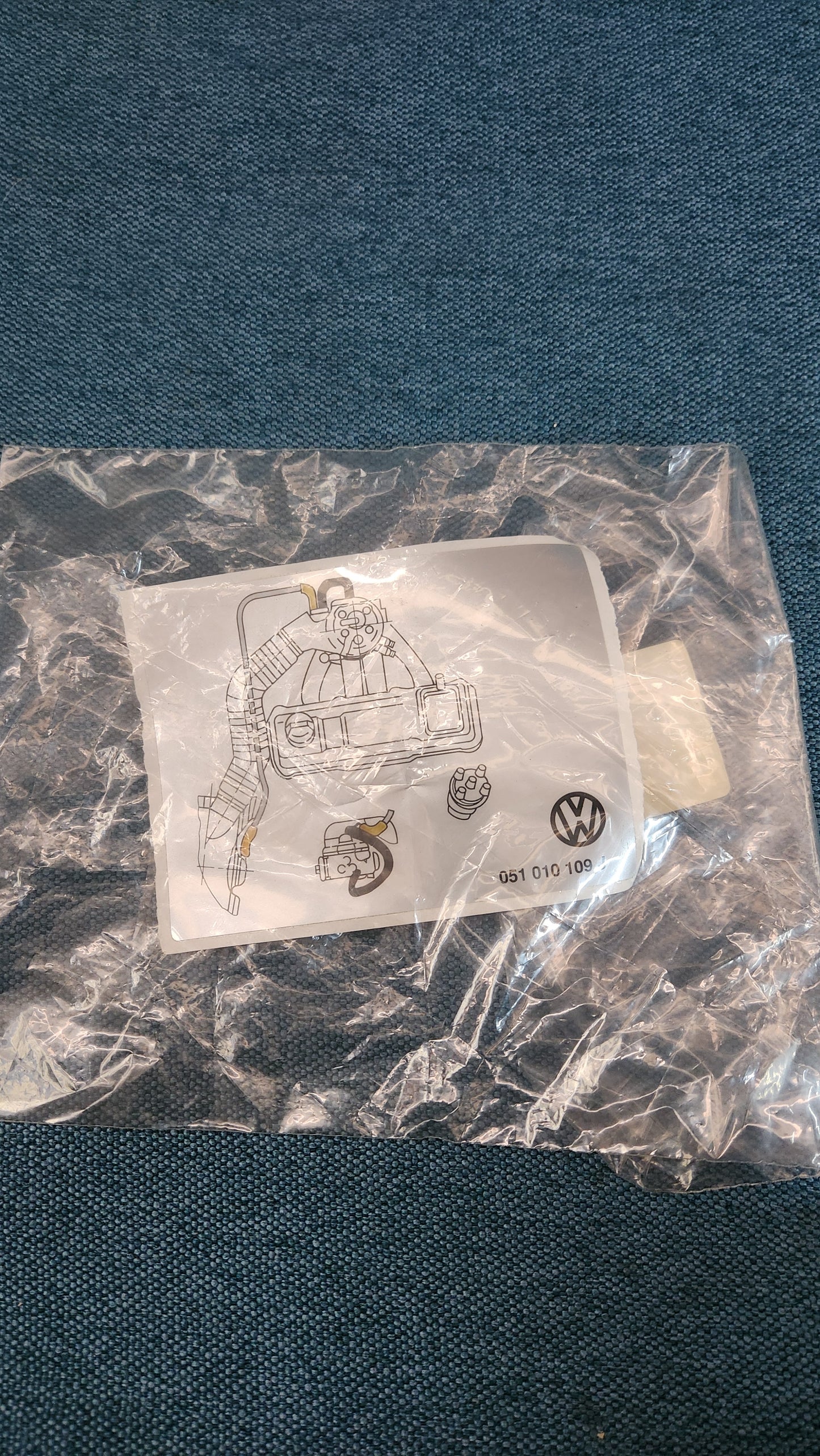 Aufkleber Motor Daten Vacum Golf3/Vento 051010109J Nos J2