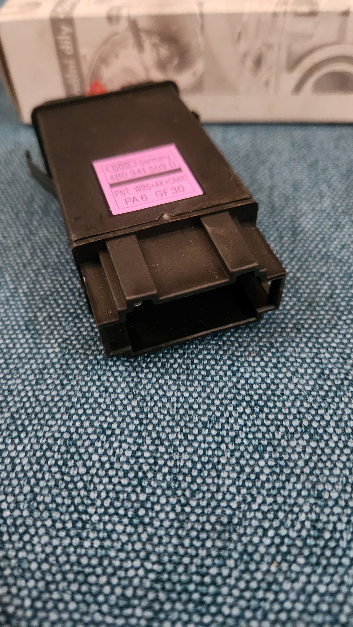 Hazard Warning Light Switch Audi A6 C5 4B0941509D Nos M7