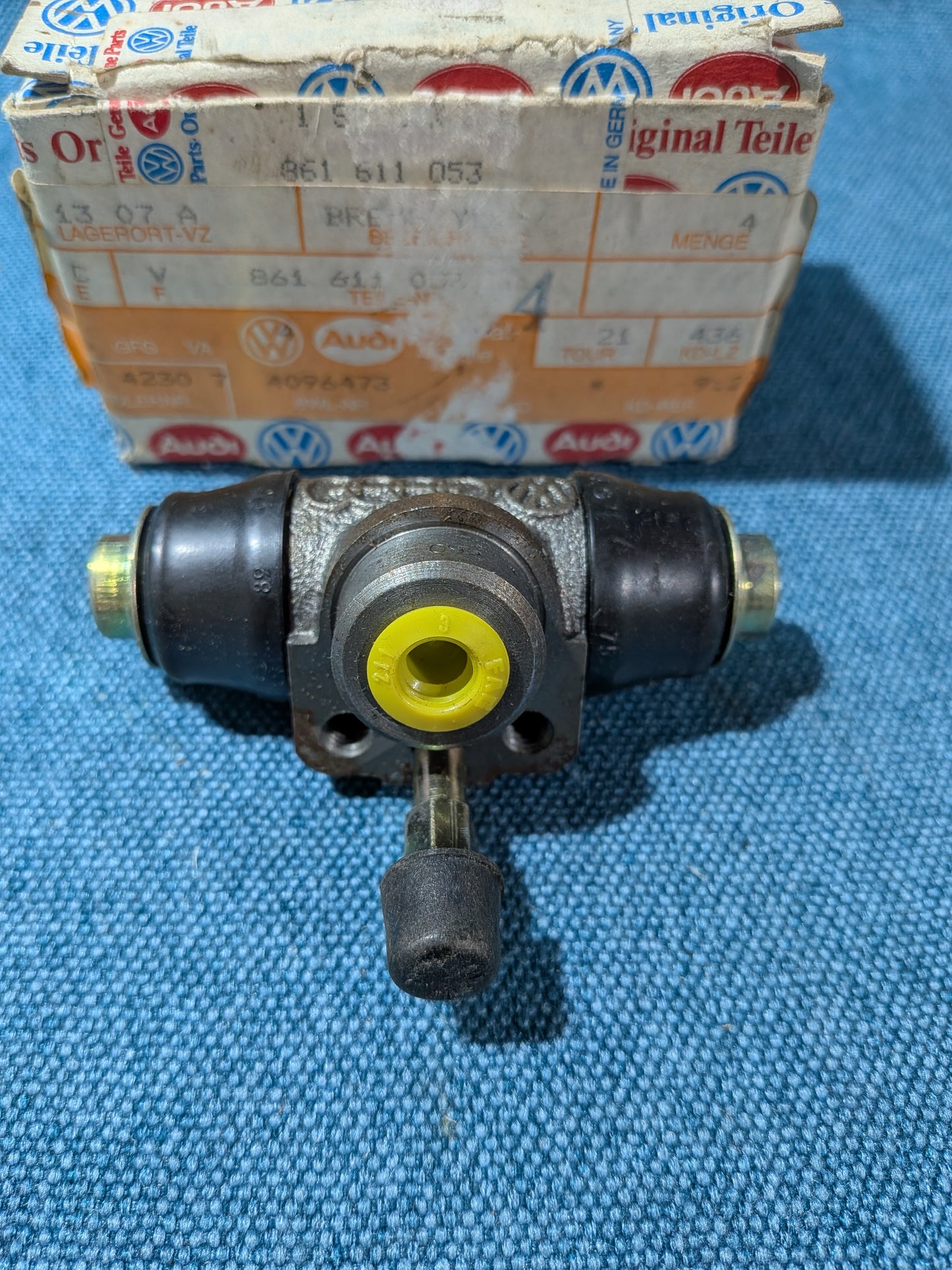 Radbremszylinder Golf/Jetta/2/3/Vento/Passat/B3/B4/Polo/86C/6N/Caddy14D/Audi 80/90/B3/B4 861611053 NOS A16