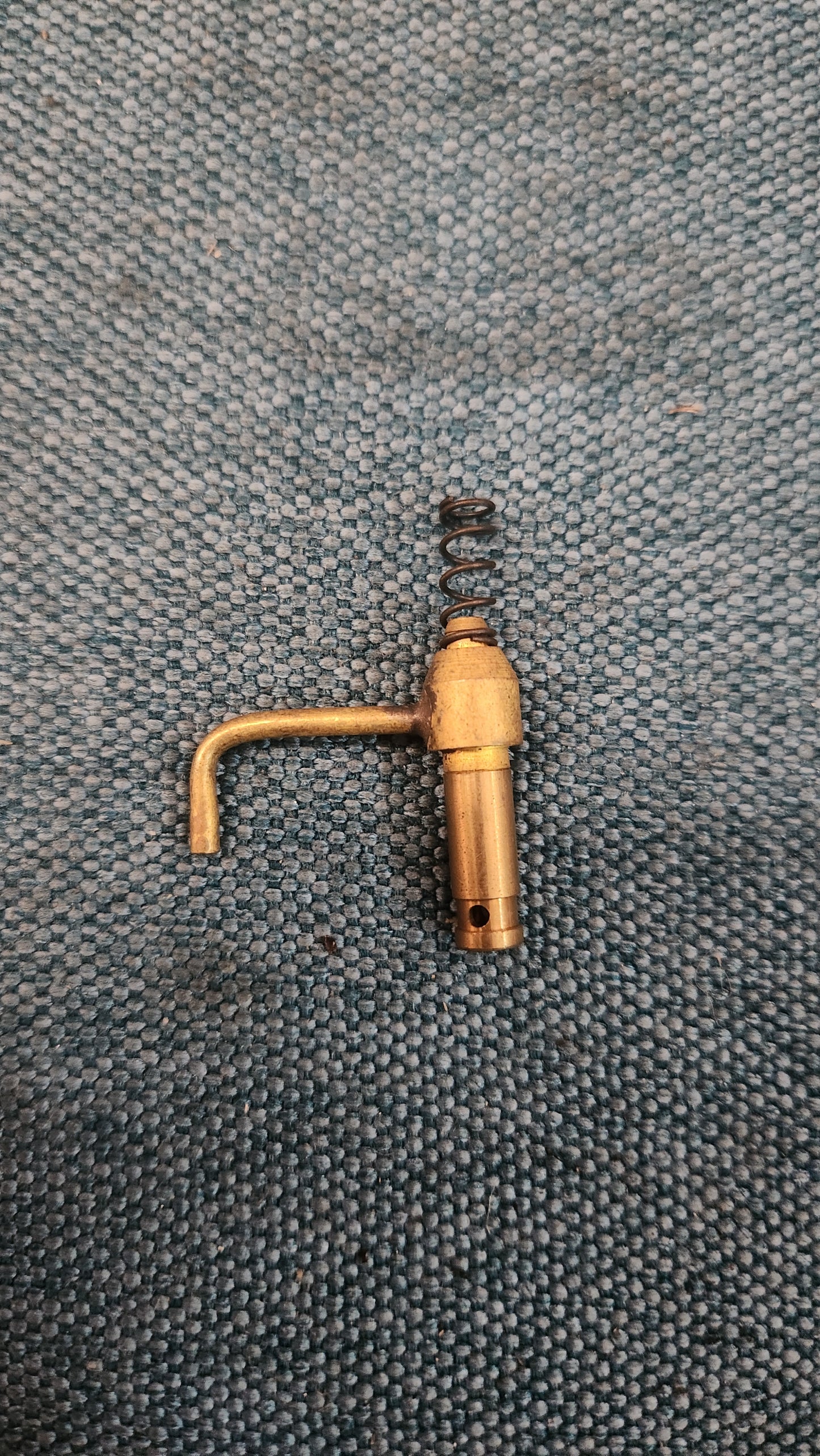 Injektor Vergaser Audi80/PassatB1 059129433 Nos J1
