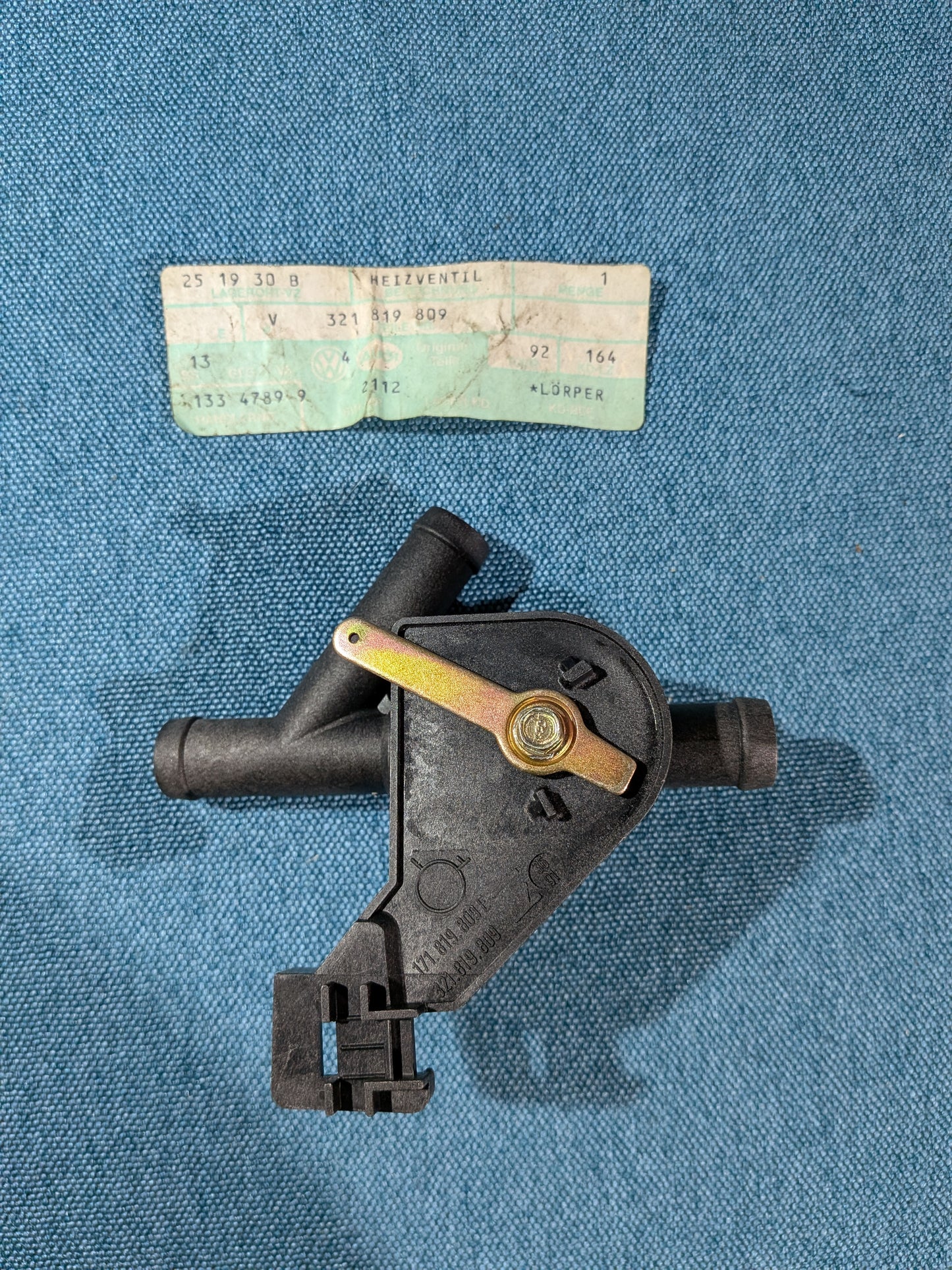 Heizungsventil Golf/Jetta/Scirocco/1/Passat B1/ T3 Bus/Polo 1/Caddy14D/ Audi 50 321819808 NOS A12