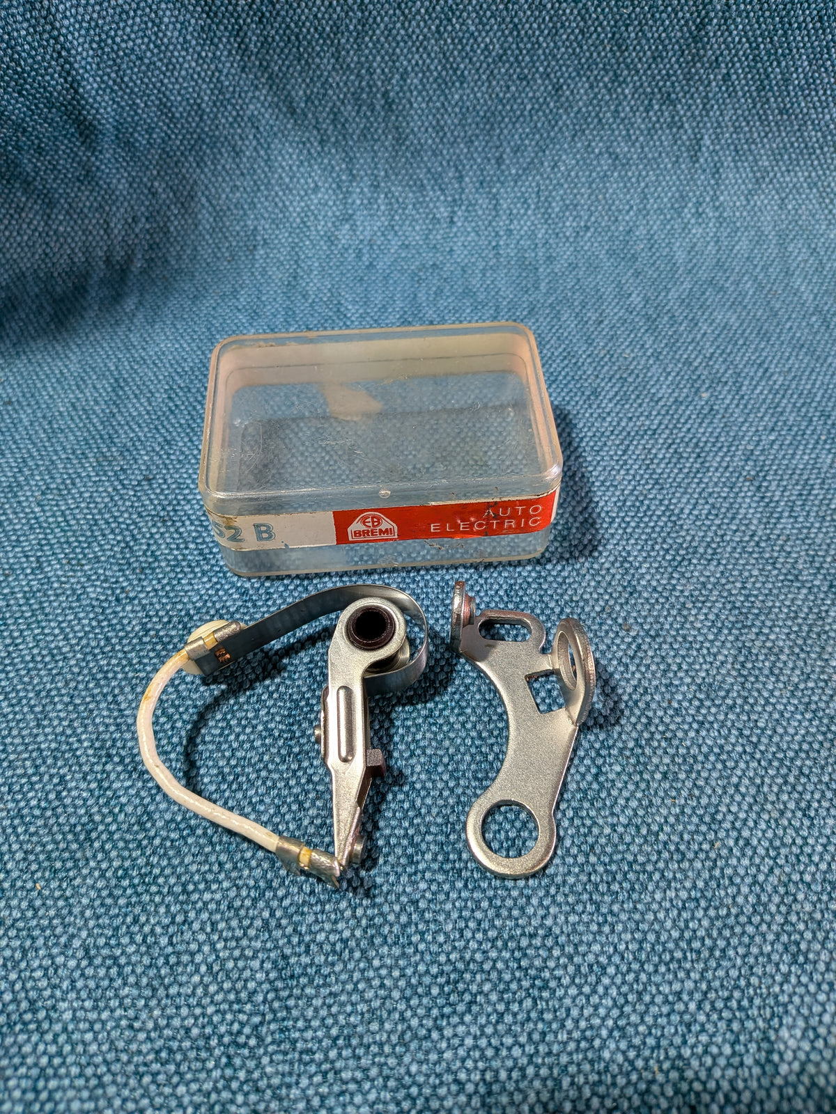 Bremi 1052B contact set for Beetle/T2 Bus/Opel Rekord/Mercedes/W110/W111/W113/W114 0001580790 NOS/New E12