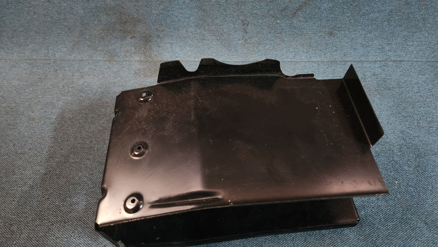 Passat 35I B3/B4 Rear Bumper Bracket 357803334 Nos C5