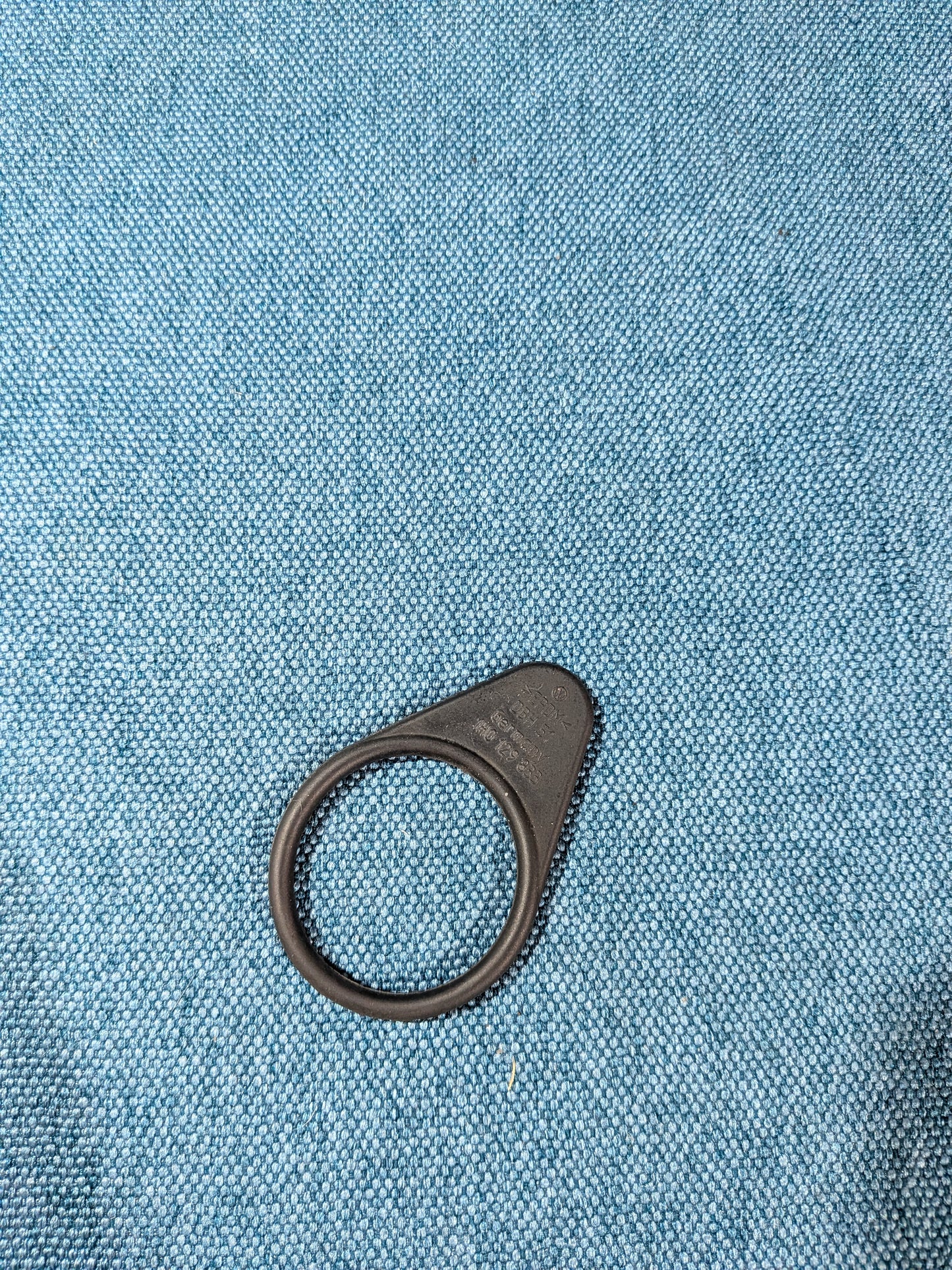 Spannring Luftfilterkasten Golf 3/Cabrio/Vento 1H0129833 Nos A12