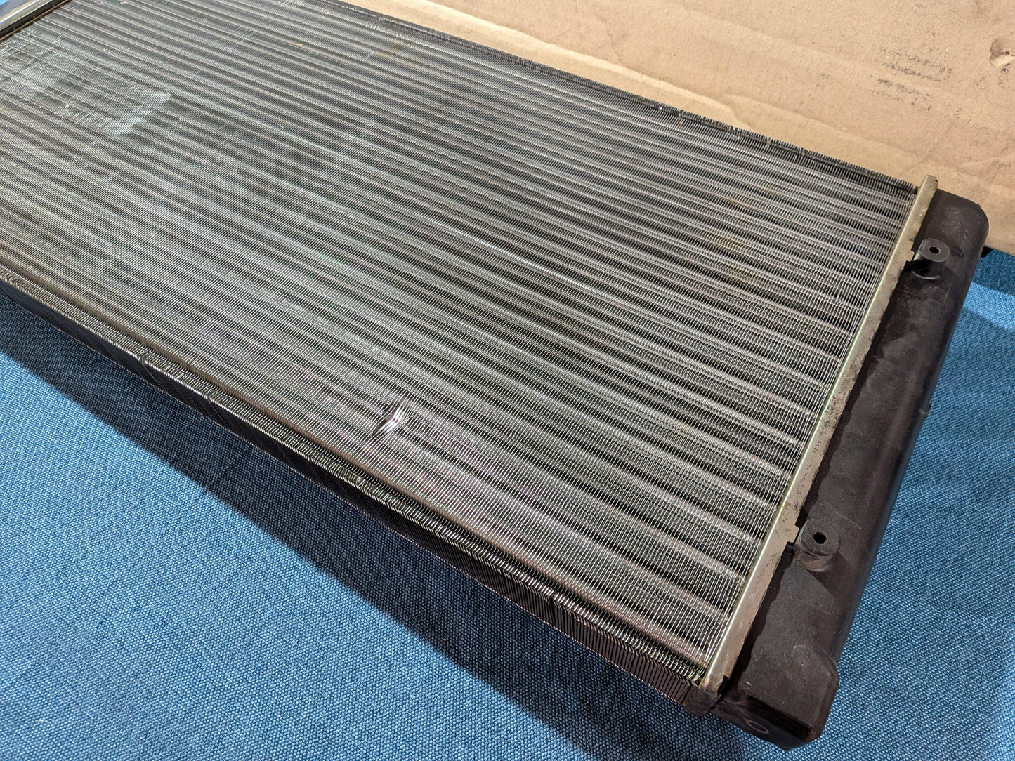 Wasserkühler Caddy14D/Golf/Jetta/1/2/3/Vento/Passat/B2/B3/B4/Santana/Scirocco/1/2/Audi 80 B1 321121253K NOS/Neu B9