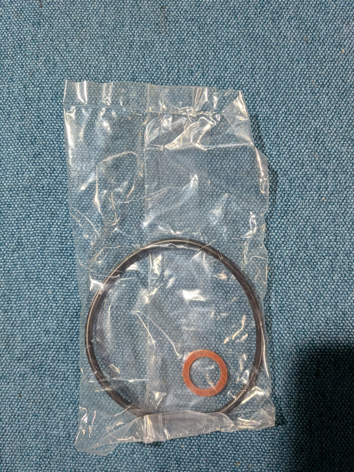 Transmission Filter Vaico Beetle 5C/Caddy/3/4/Golf/5/6/Plus/New Beetle/Passat/B6/B7/Polo 6/Tiguan/Sharan/Audi A1 GB/A3/8P/8V/Q2/Q3/TT 02E398051 NOS/New A26