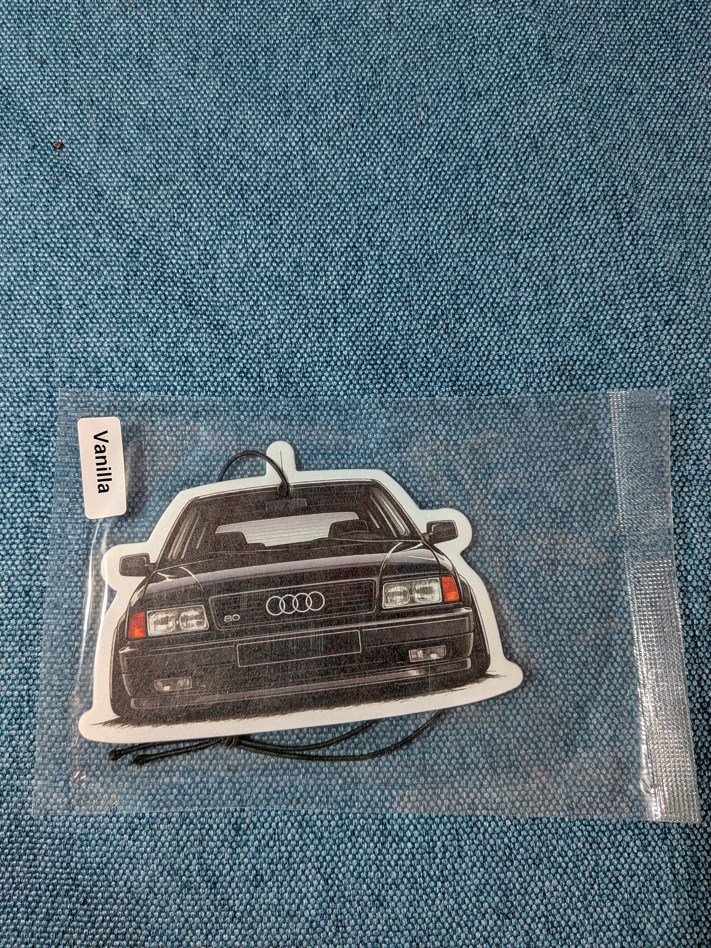 Duftbaum/Duftanhänger Vanilla Audi 80 B3/B4 Tuning Design Front Ansicht