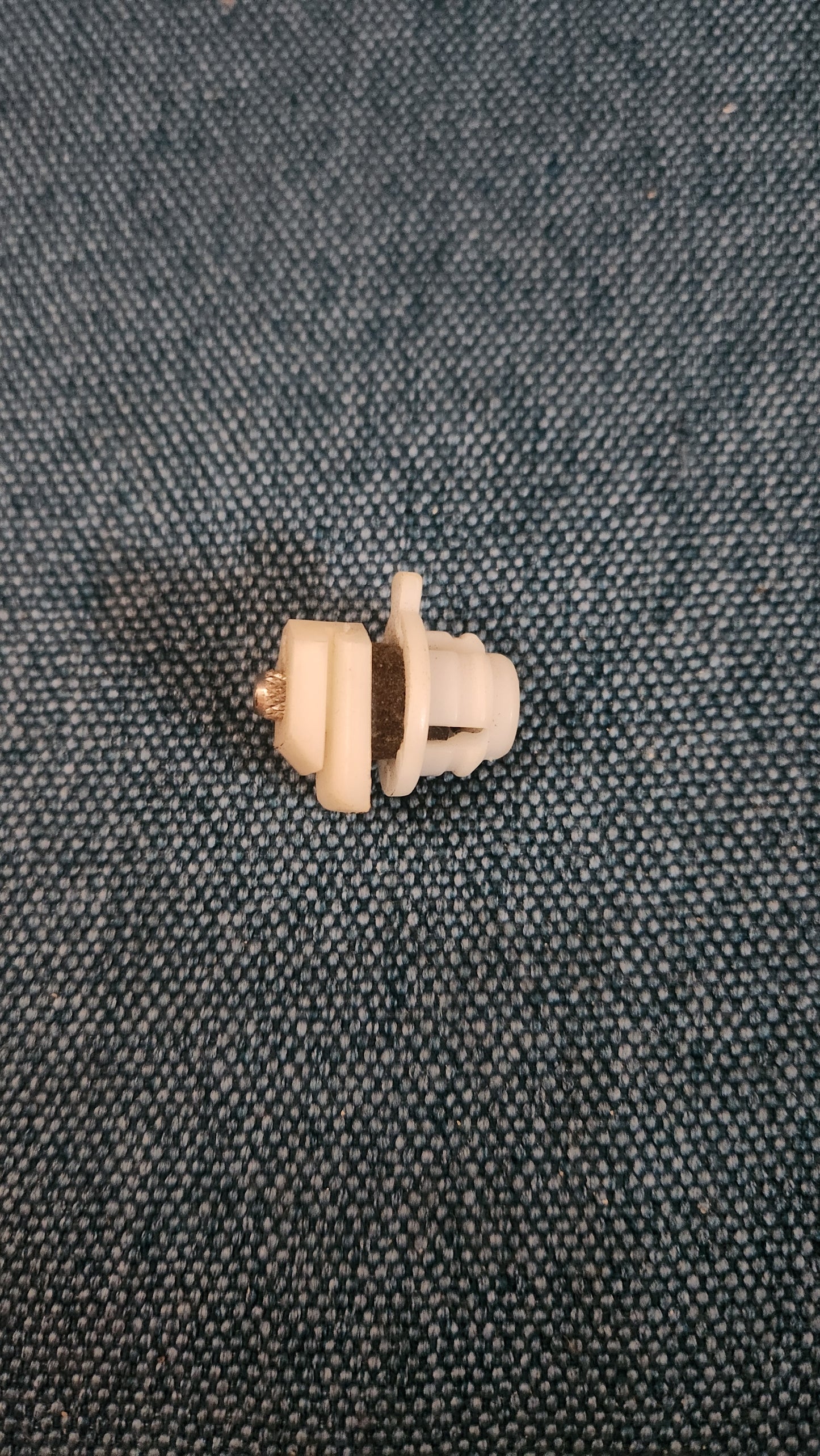 Headlight Adjusting Screw Golf/Jetta/1 165941133B Nos H3
