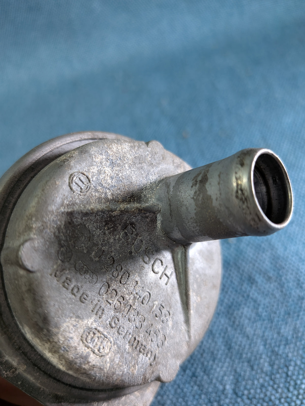 Auxiliary Air Valve Golf/Jetta/1/2/Caddy14D/Passat/B2/B3/Scirocco 2/Santana/Audi 80/90/B1/B2/100/C3 026133453 Used B8