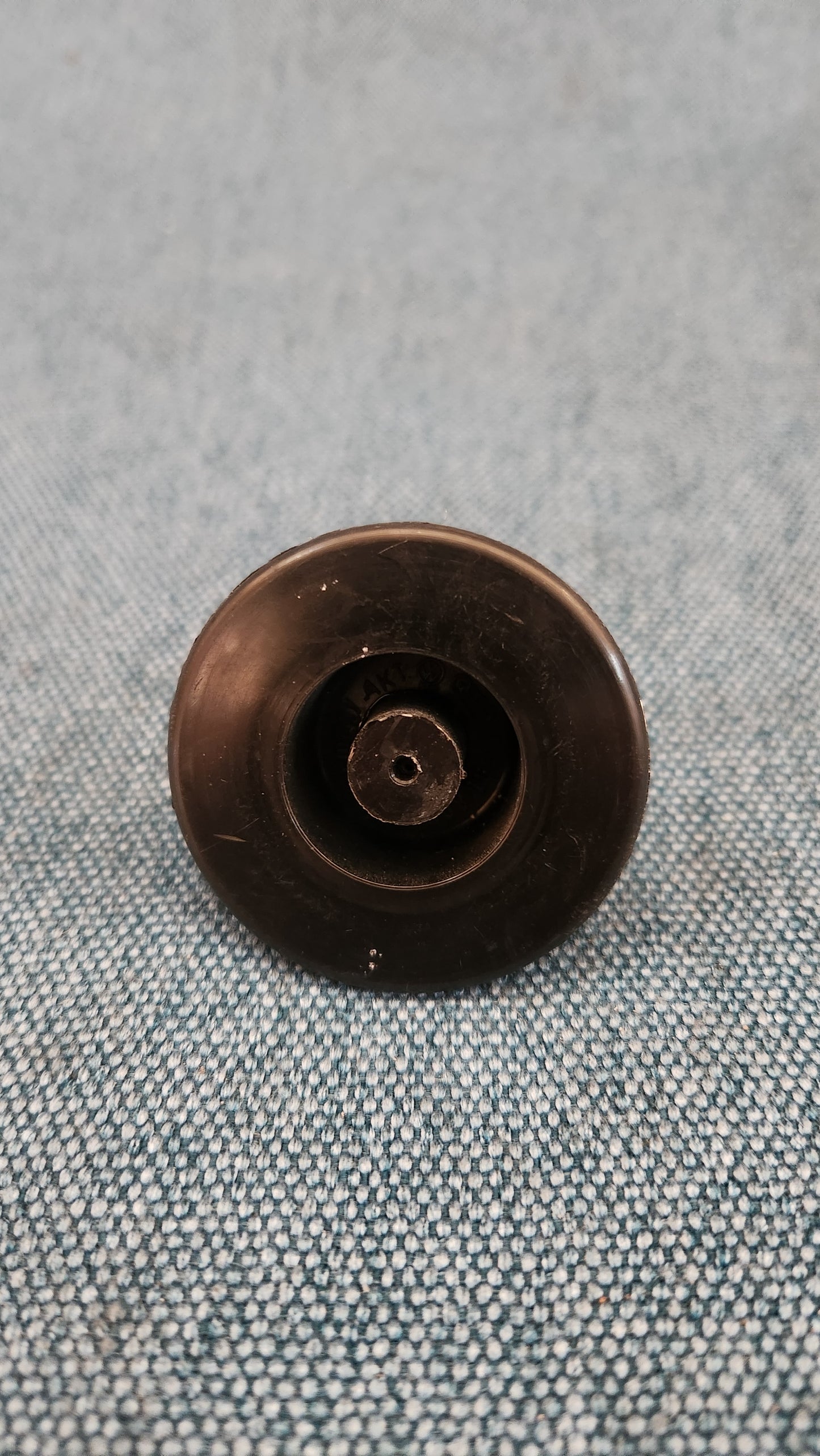 Clip für Stoßstangenbefestigung Golf/Jetta/2/Passat 32B B2 191807193 Nos H7