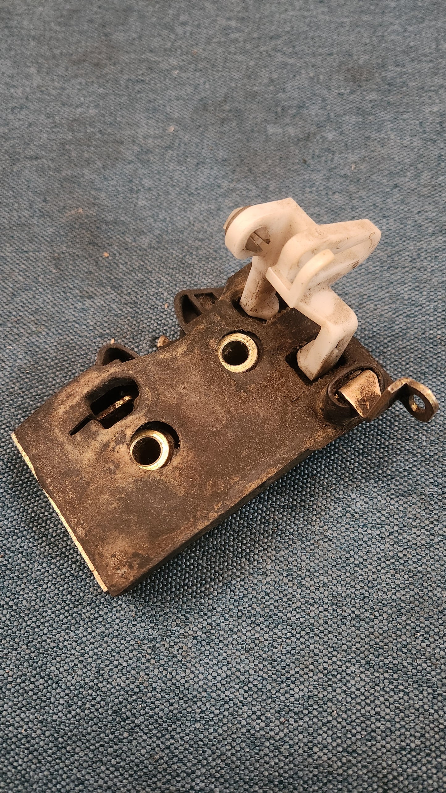 Türschloss Audi 80/90 B3 893837015C Nos I8