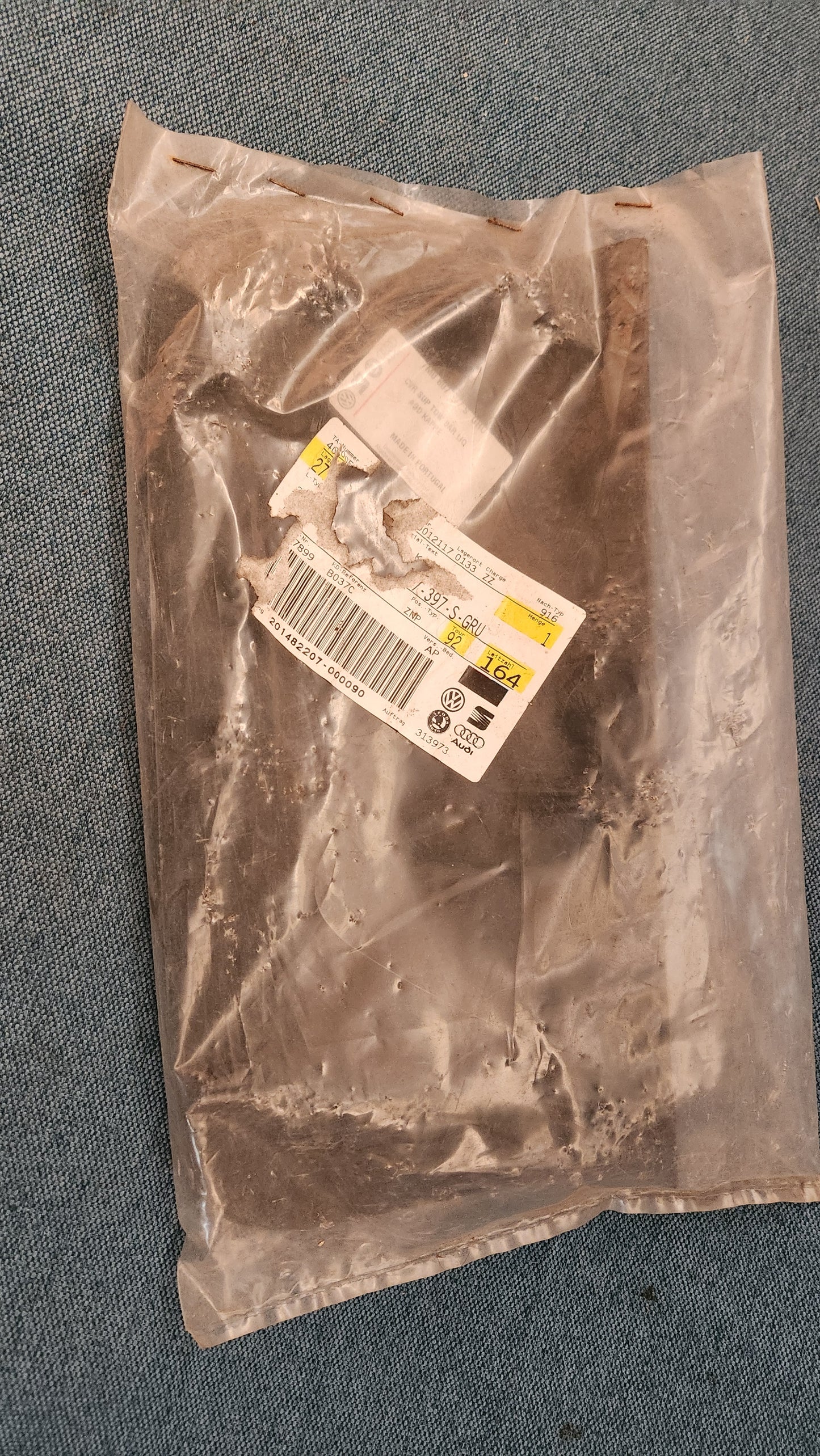 Abdeckung für Anhänger Betrieb Vw Tiguan Sharan Phaeton 7m807397 Nos A3