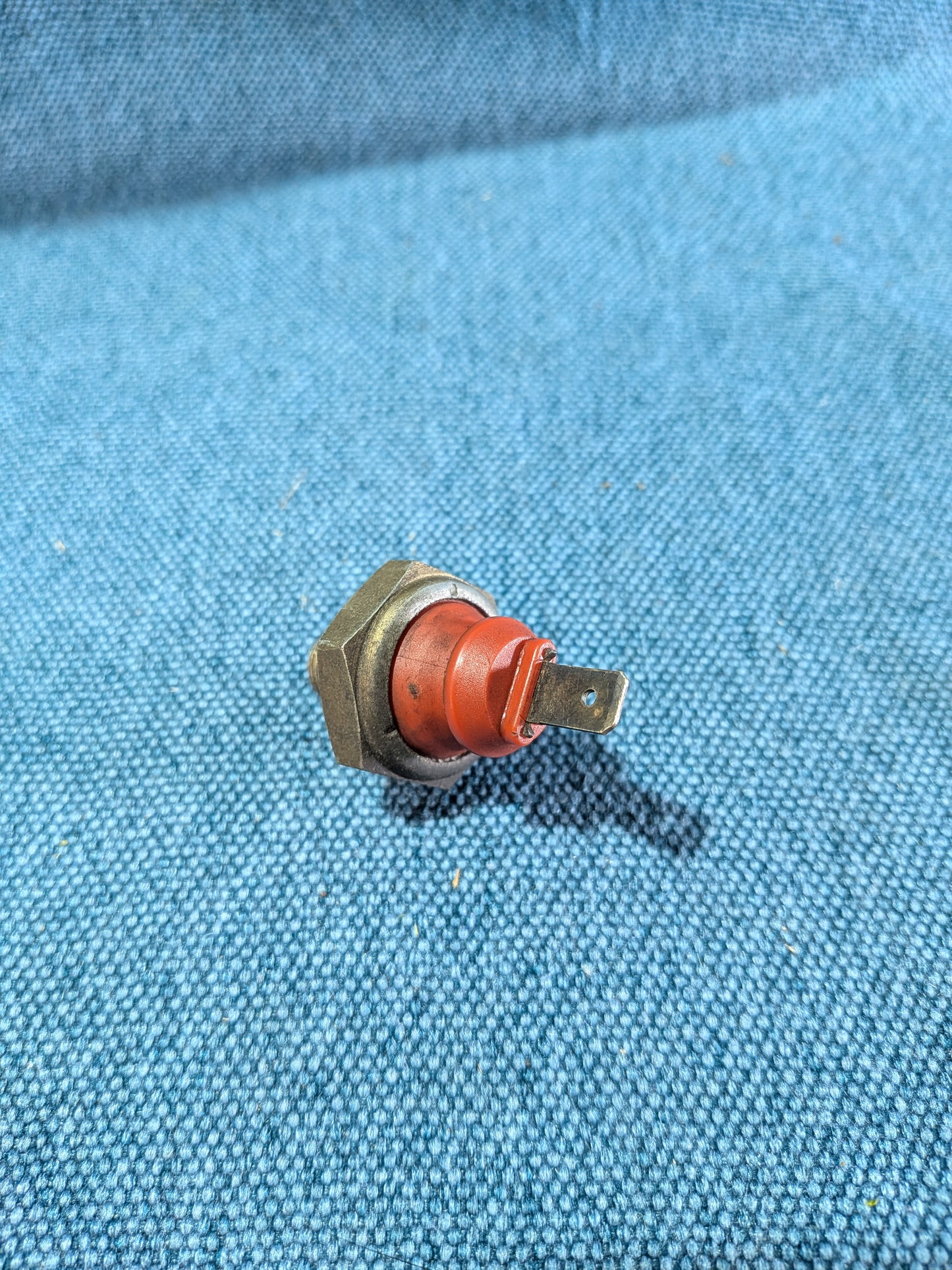 Oil Pressure Switch Audi/80 B4/100/A6/C4/A8 4D2/Cabriolet/Coupe 078919081A Used B5