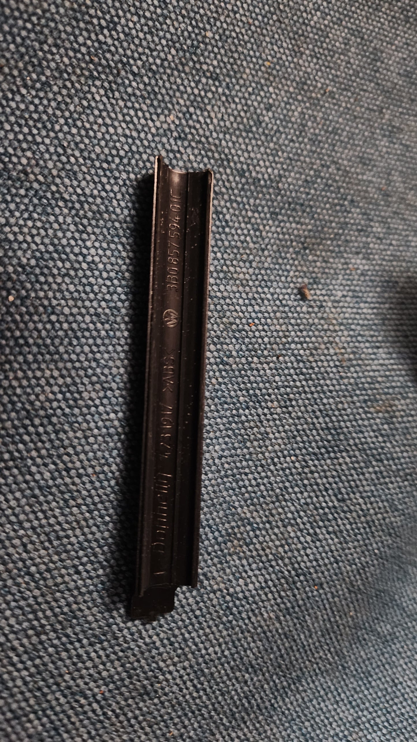 Passat 3B/BG Golf 4 Polo 6n2 Interior Mirror Cable Guide 3B0857594C Nos B2