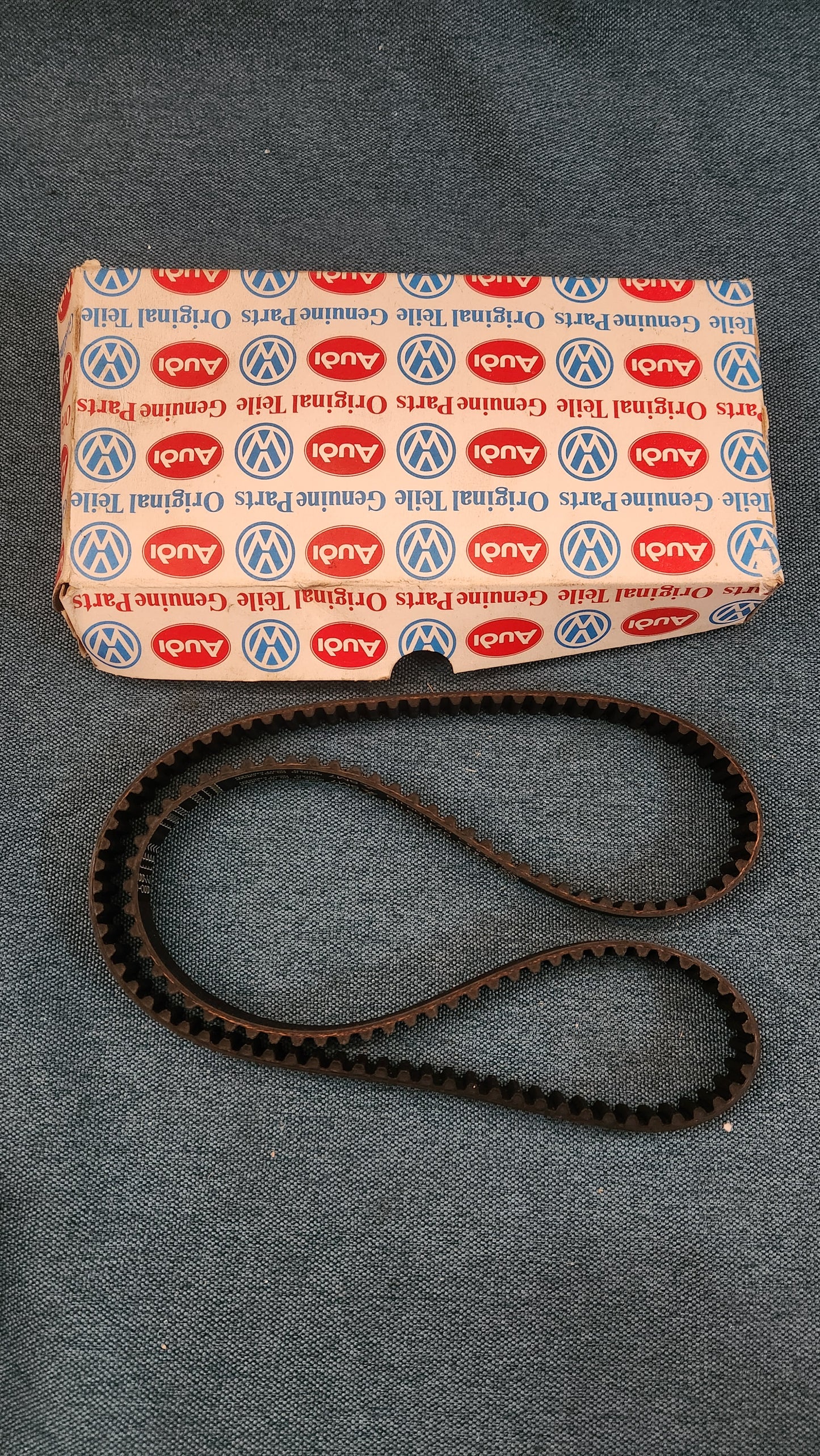 Zahnriemen T4 Bus/Audi 100 C4 074109119F Nos E4