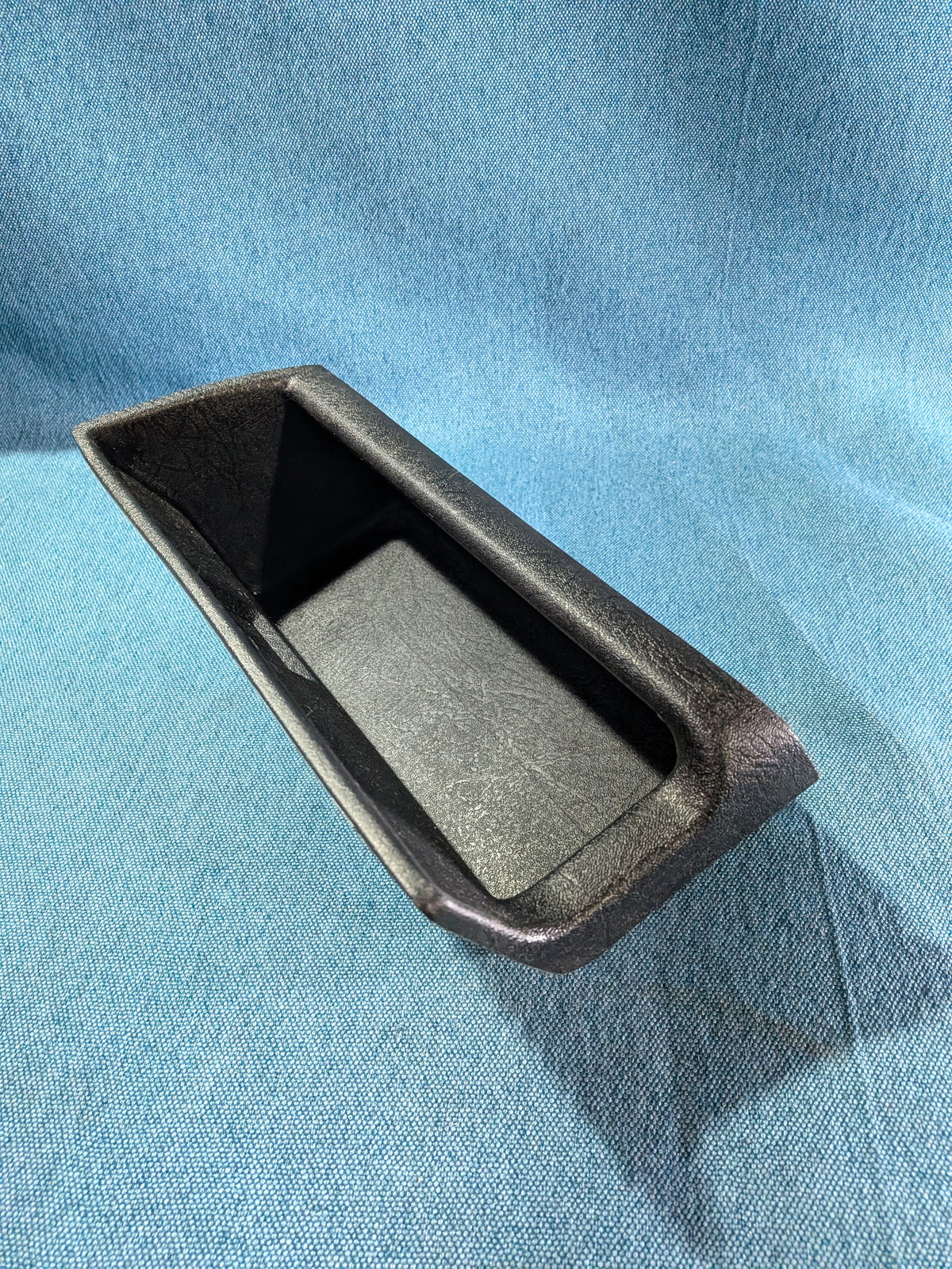 Ablagefach Sicherungskasten Golf/Jetta/2 191857925D NOS C10
