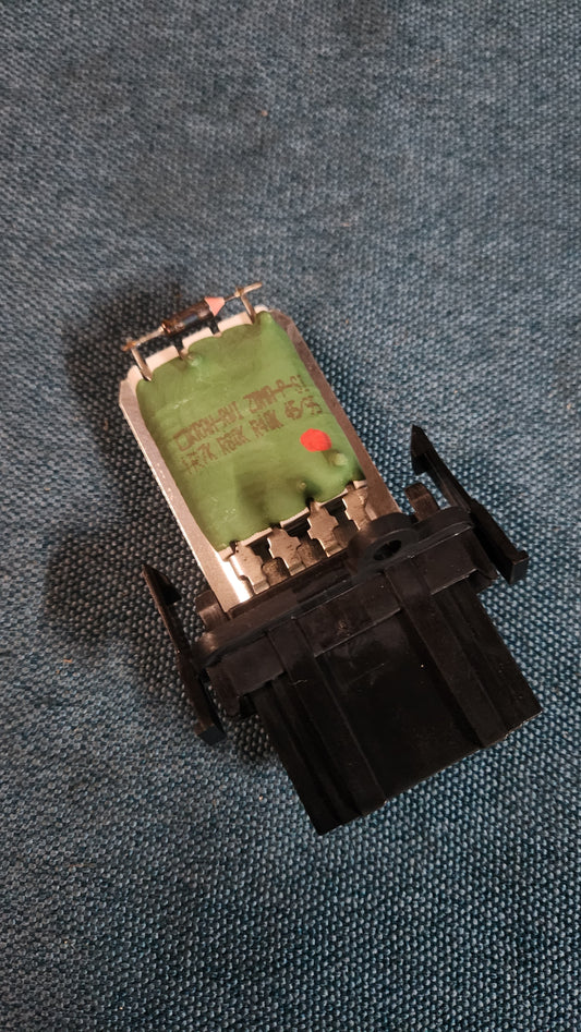 Series resistor blower Golf3/4/Vento/Polo6N/Caddy9KV 1H0959263 Nos I6