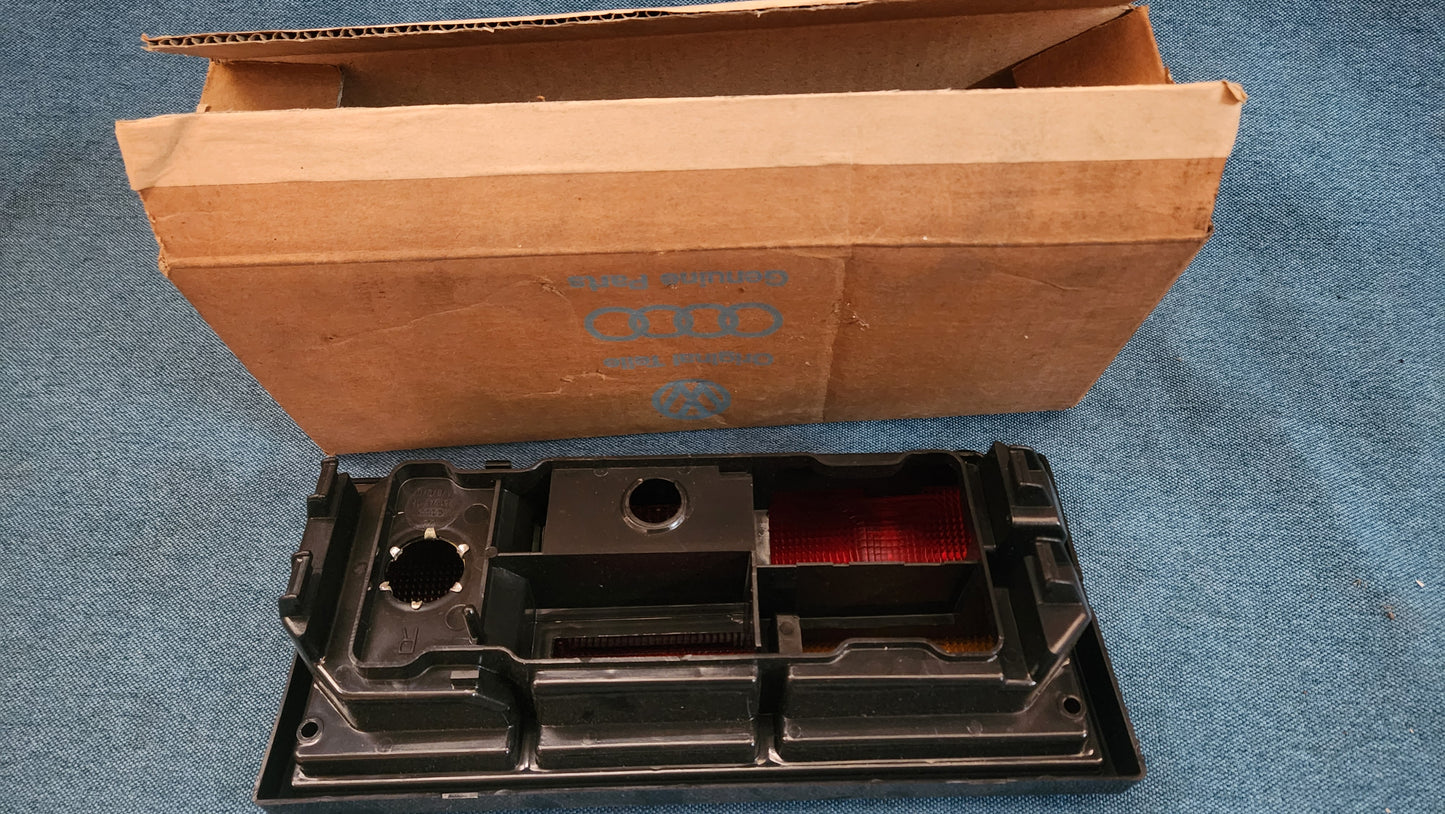 Taillight T3 Bus Right 251945112C NOS T1/T2