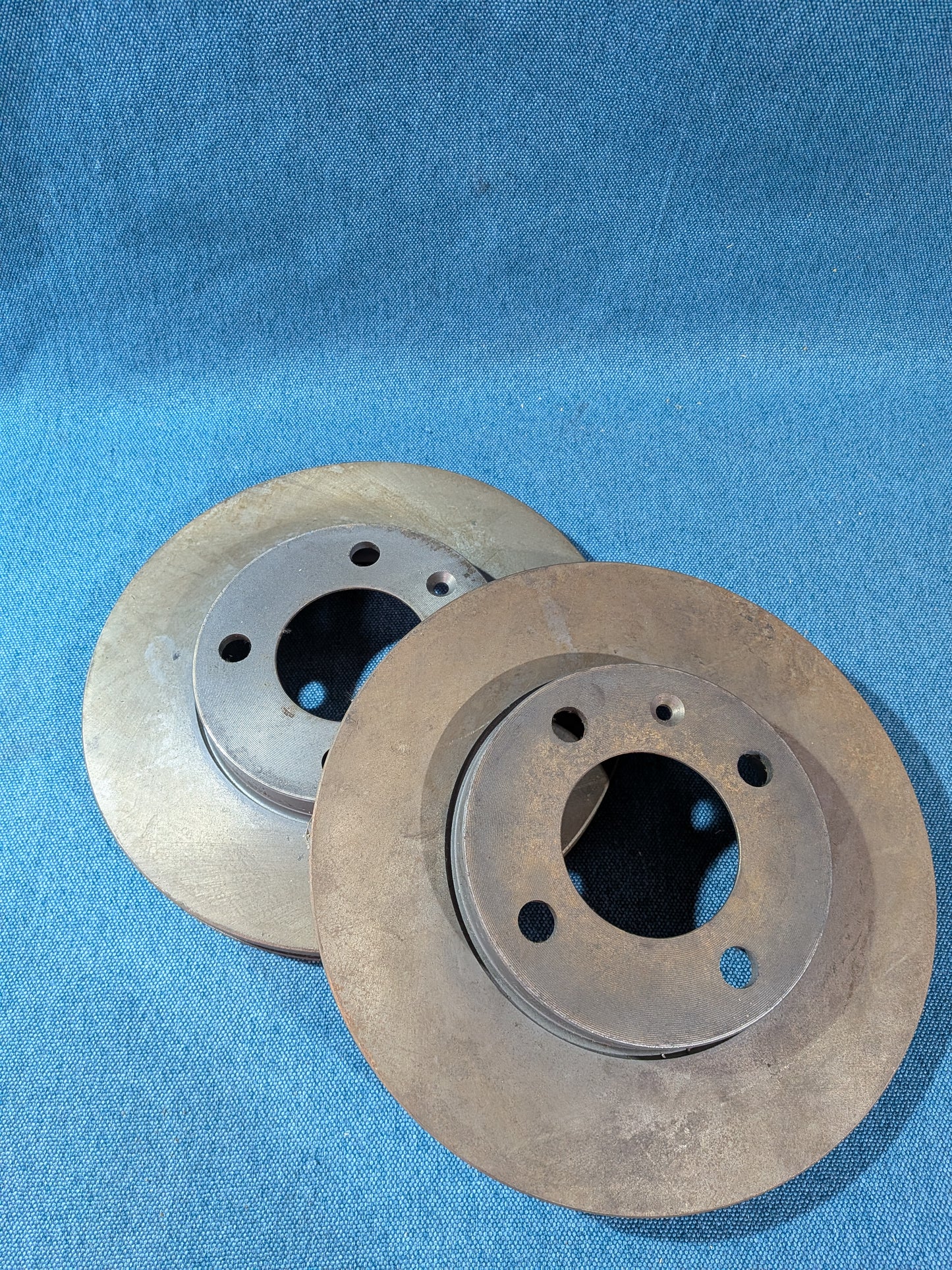 Bremsscheibe Belüftet 239mm Stärke 20mm Golf/Jetta/Scirocco/1/2/Caddy14D/Passat/B1/B2 321615301C NOS A20