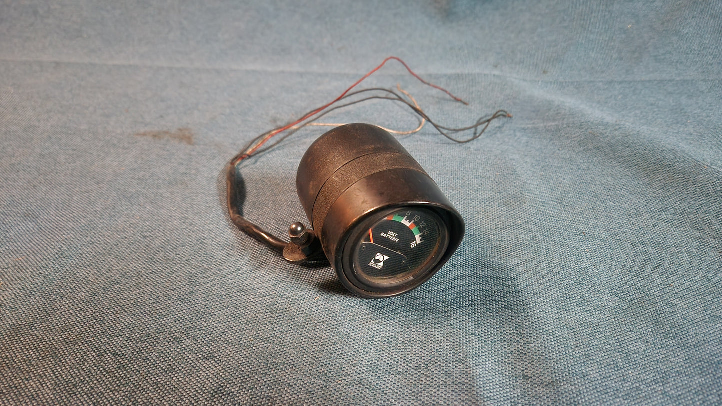 Voltmeter Koch and Overbeck auxiliary instrument additional display Mercedes BMW Audi VW Opel A2