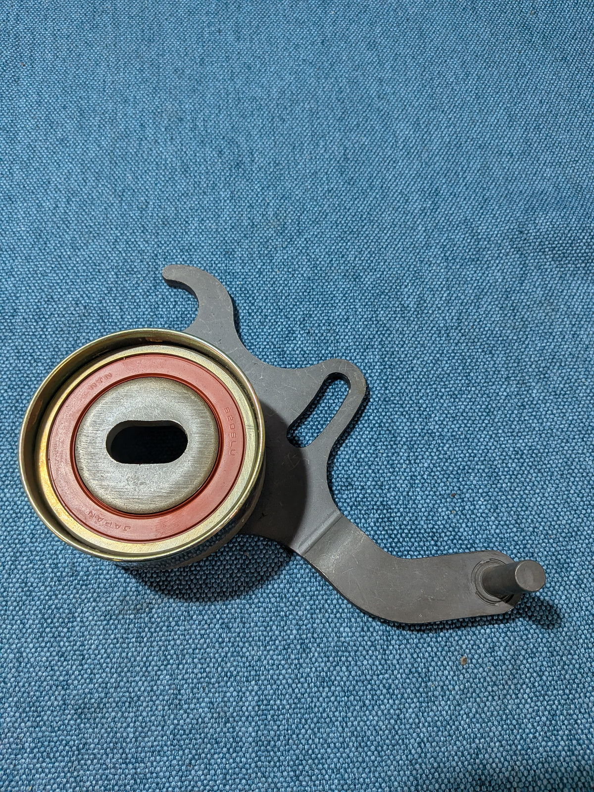 Spannrolle Zahnriemen SKF VKM15213 Opel/Astra F/Corsa B/Vectra A 97010530 NOS/Neu C9