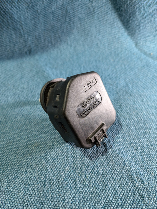 Headlight adjustment motor LWR Passat/3B/BG/Golf 4/Plus/Bora/Lupo/Polo/6N/9N/Audi A2/A4/B5/B6/Q7 1J0941295C Used B17